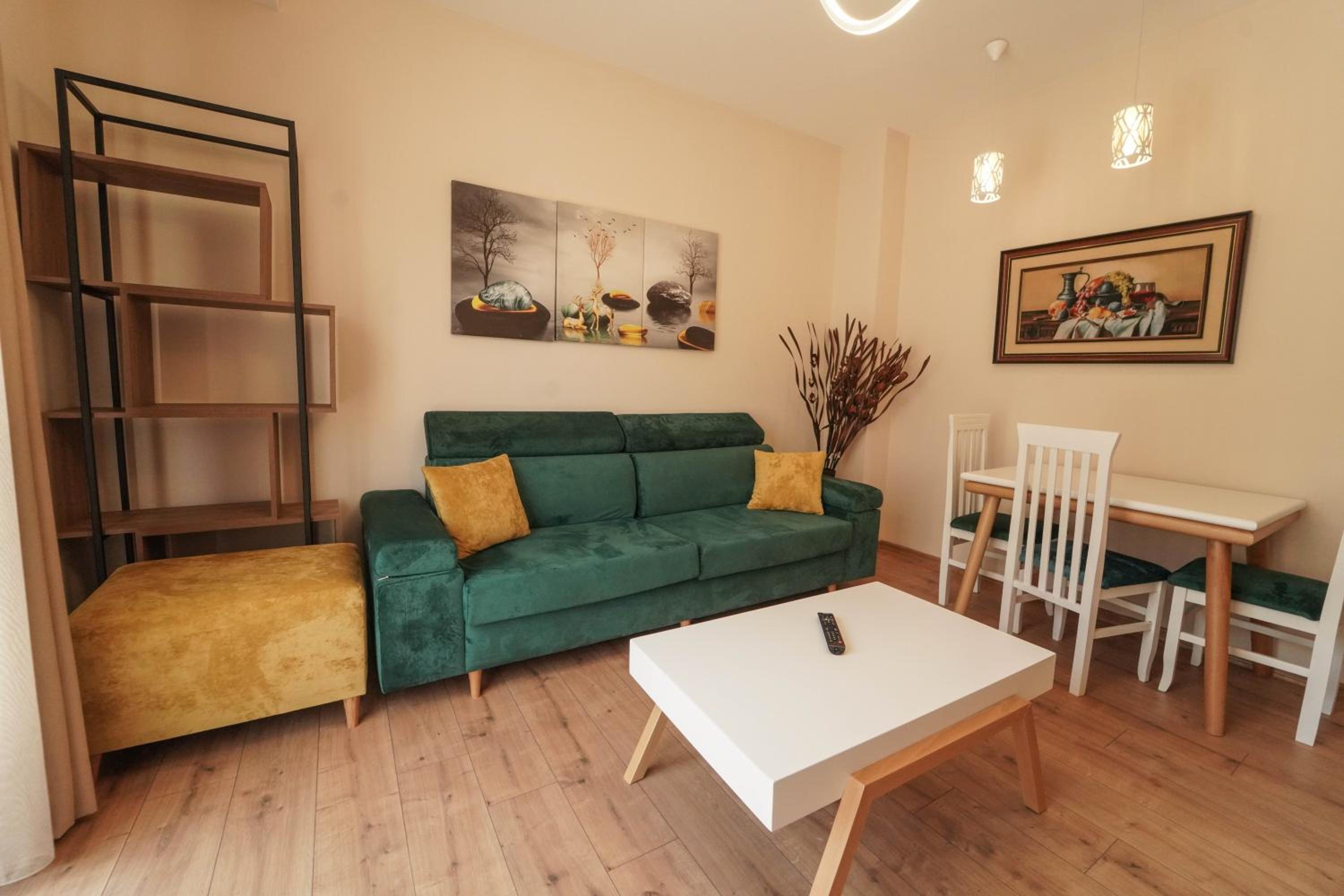 Haris Apartments Tirana