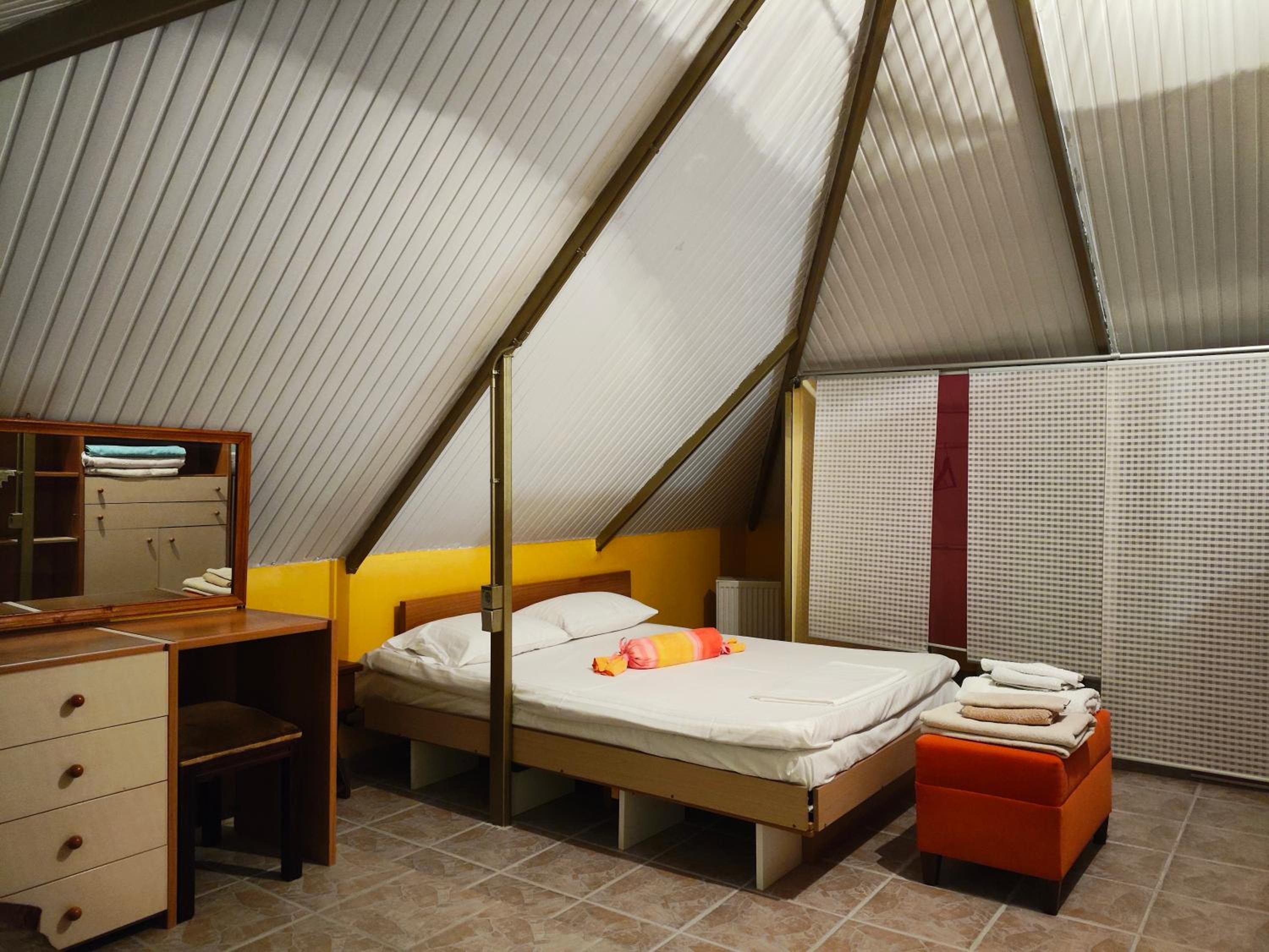 Foothills loft