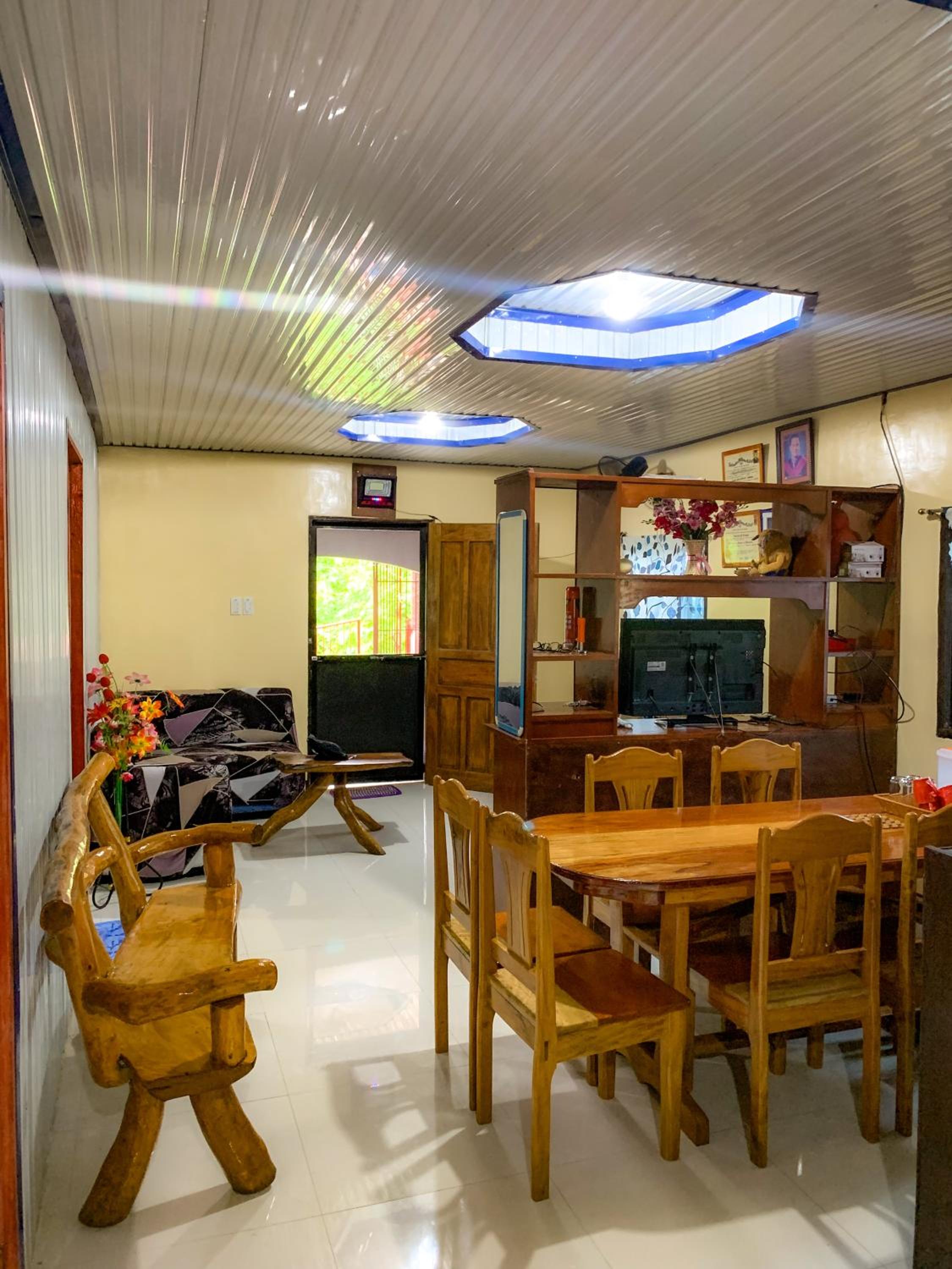 Tina Homestay