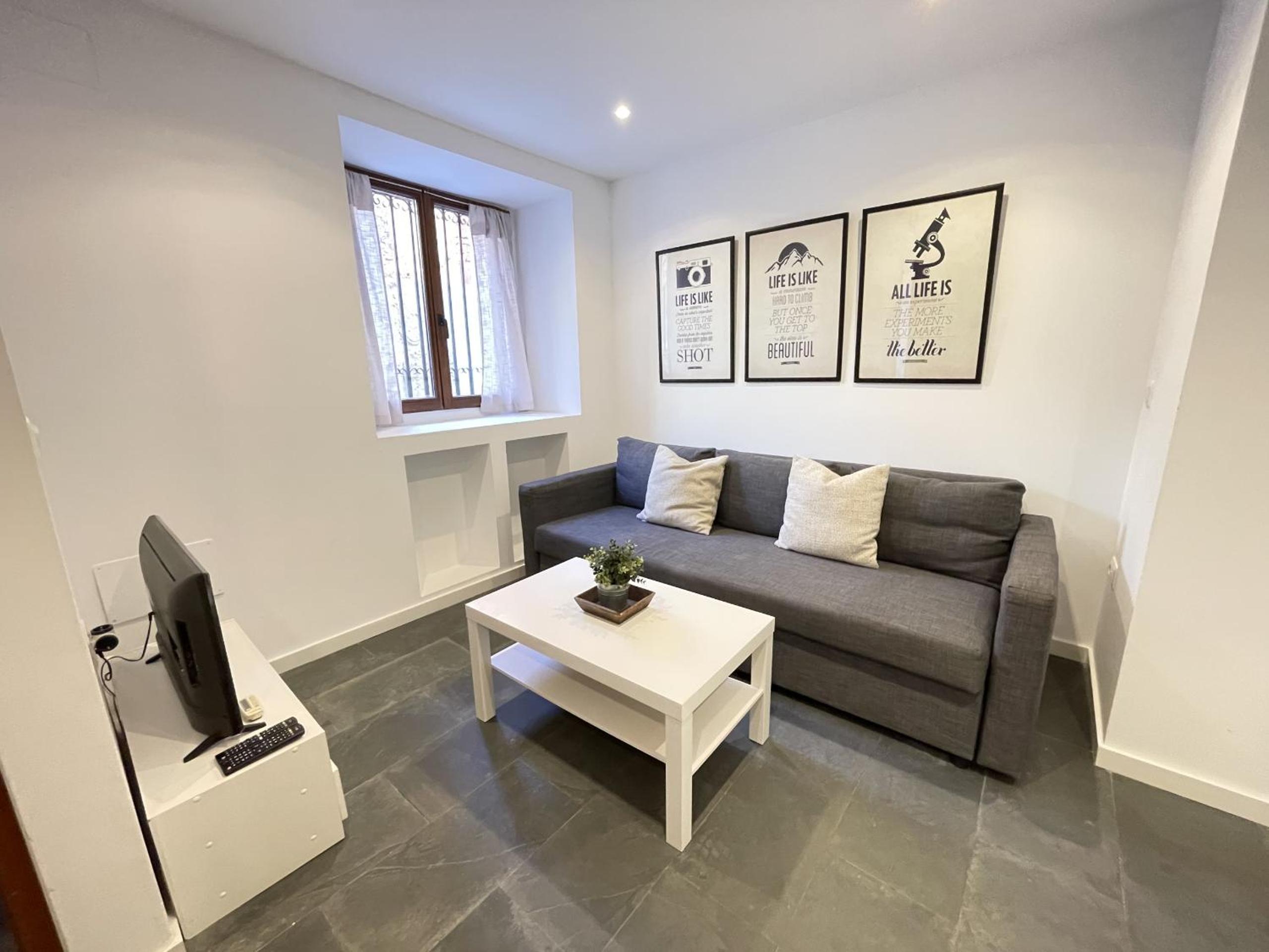 Barrio Luzan by United Renters - main view