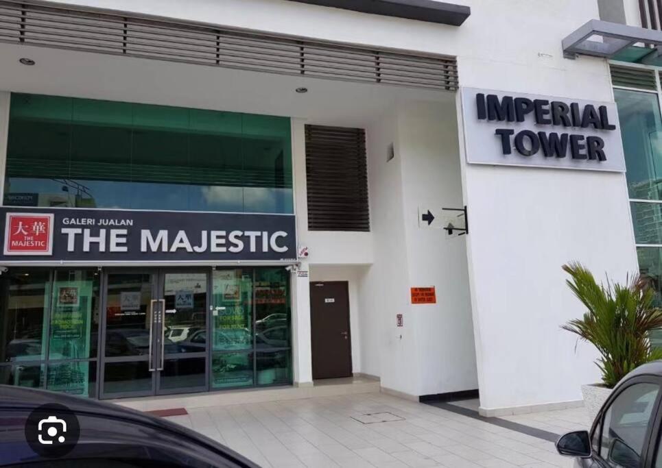 Premium Manhattan Ipoh 怡保民宿, 4bedroom 12pax, water park photo 1