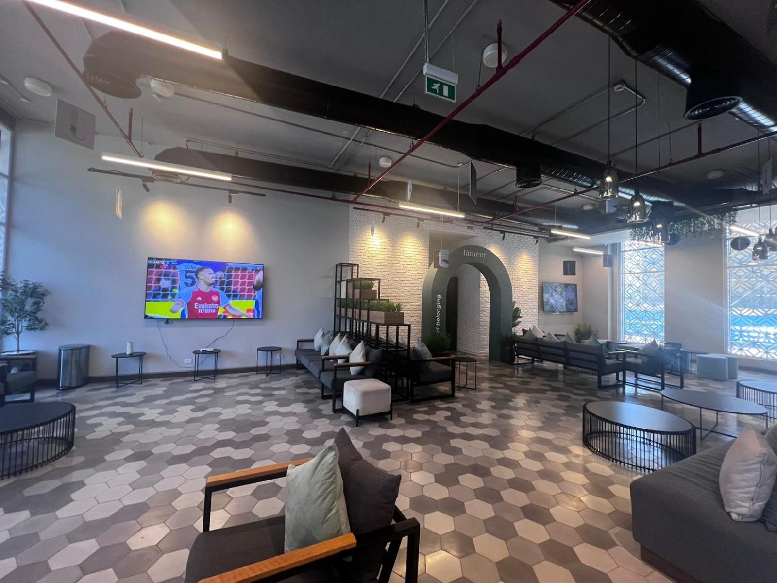 New Cairo luxury apartment with privat garden