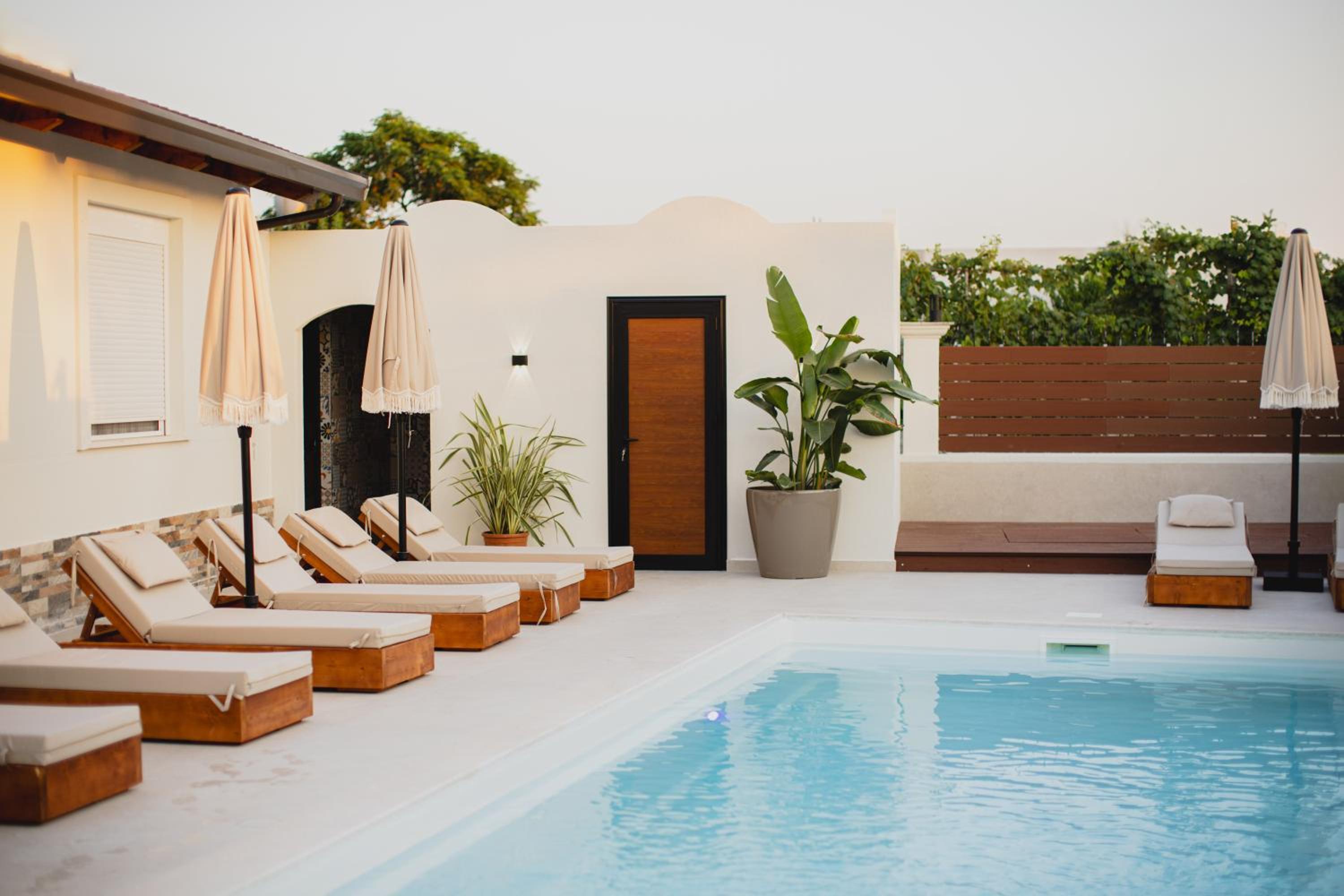 Lej & Laj Residence