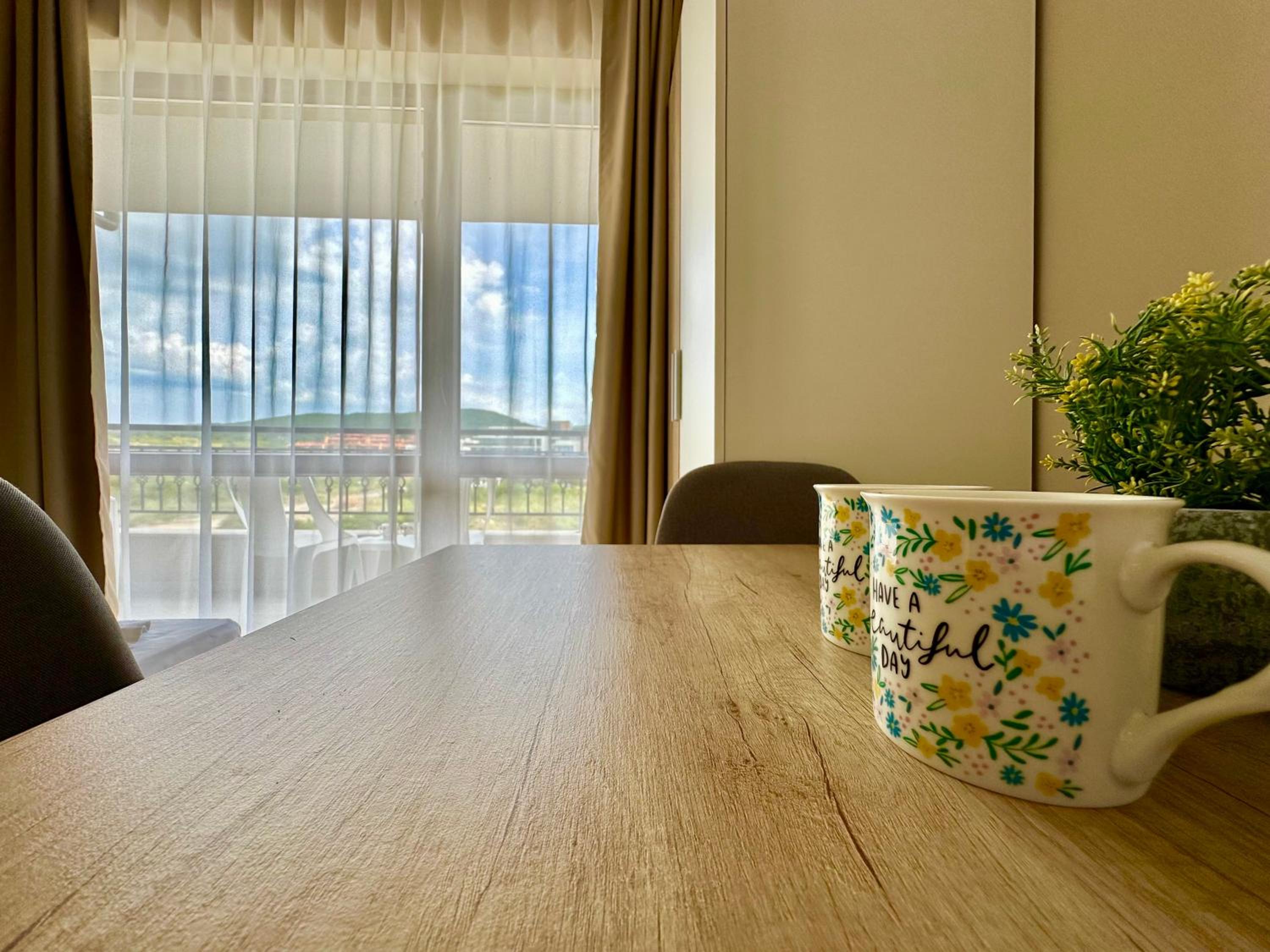 Sea Dreams - Menada Apartments