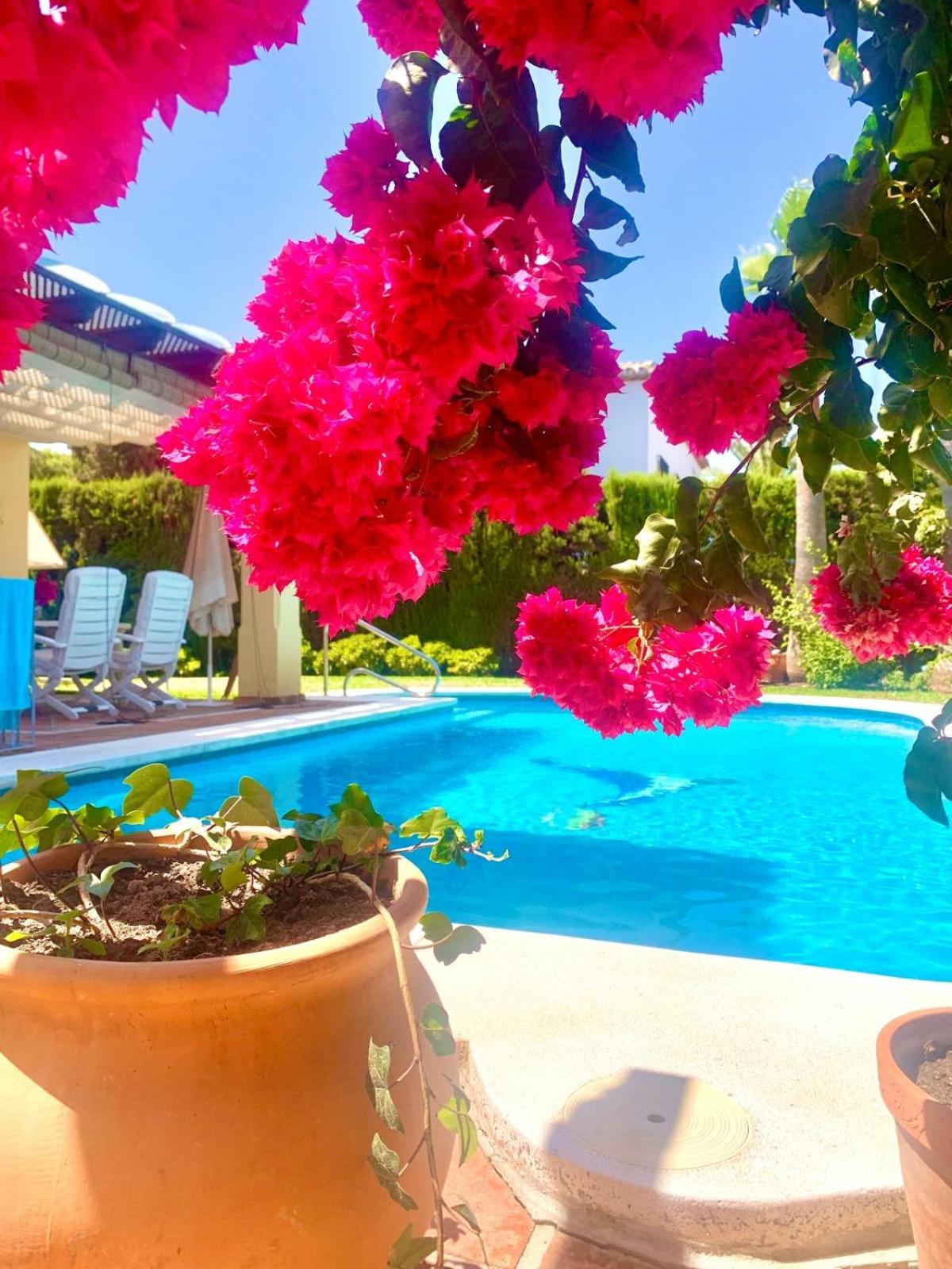 Hotel Villa Moumi - Image 1