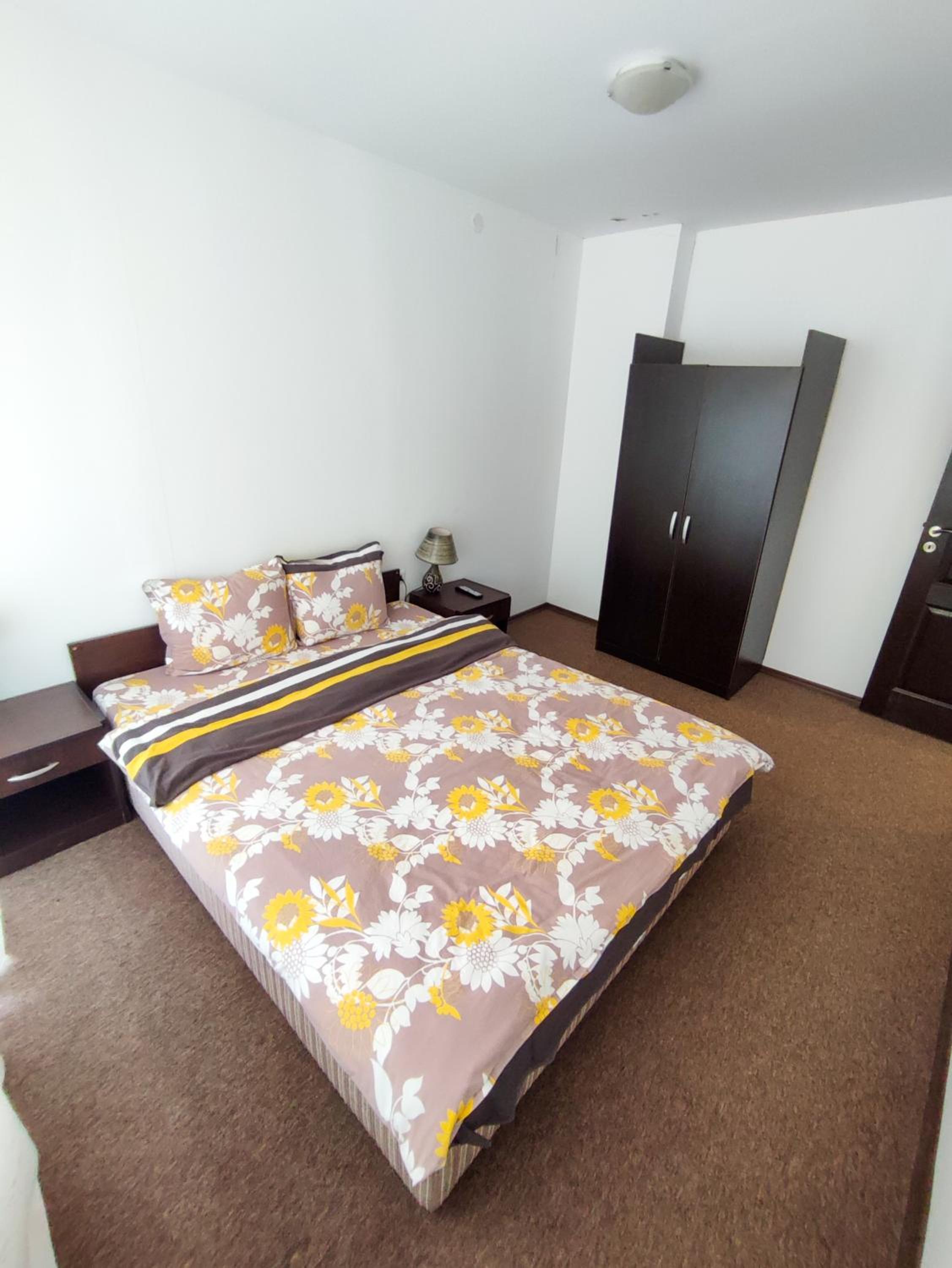 1BR Apartment with Mountain View near the Gondola