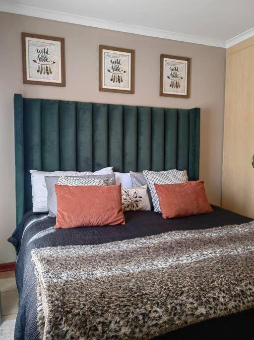 Cozy Bendor Apartment