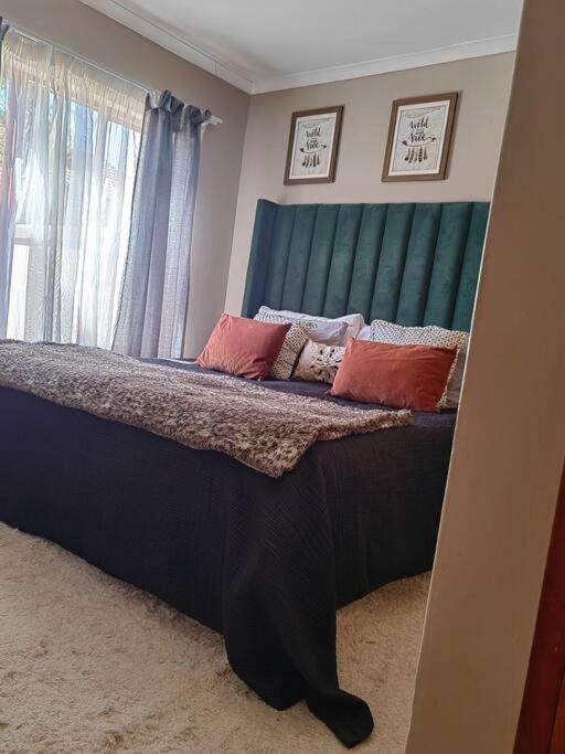 Cozy Bendor Apartment