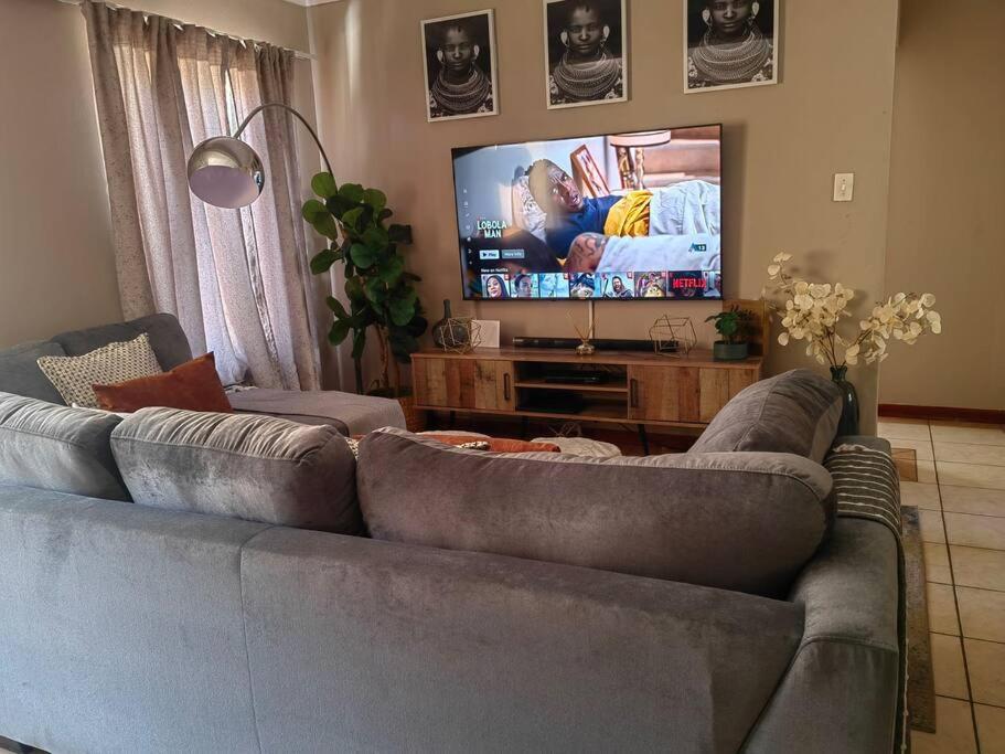 Cozy Bendor Apartment