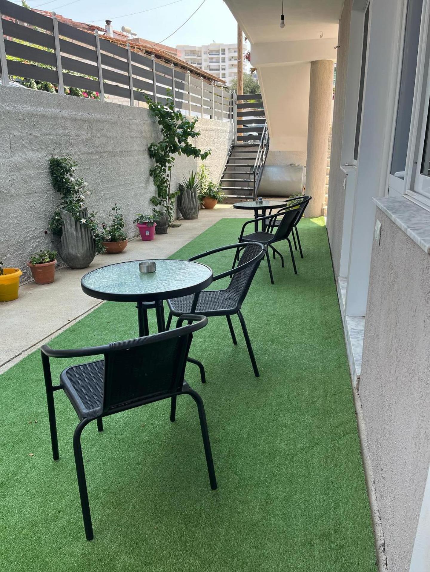 Mimoza Apartments