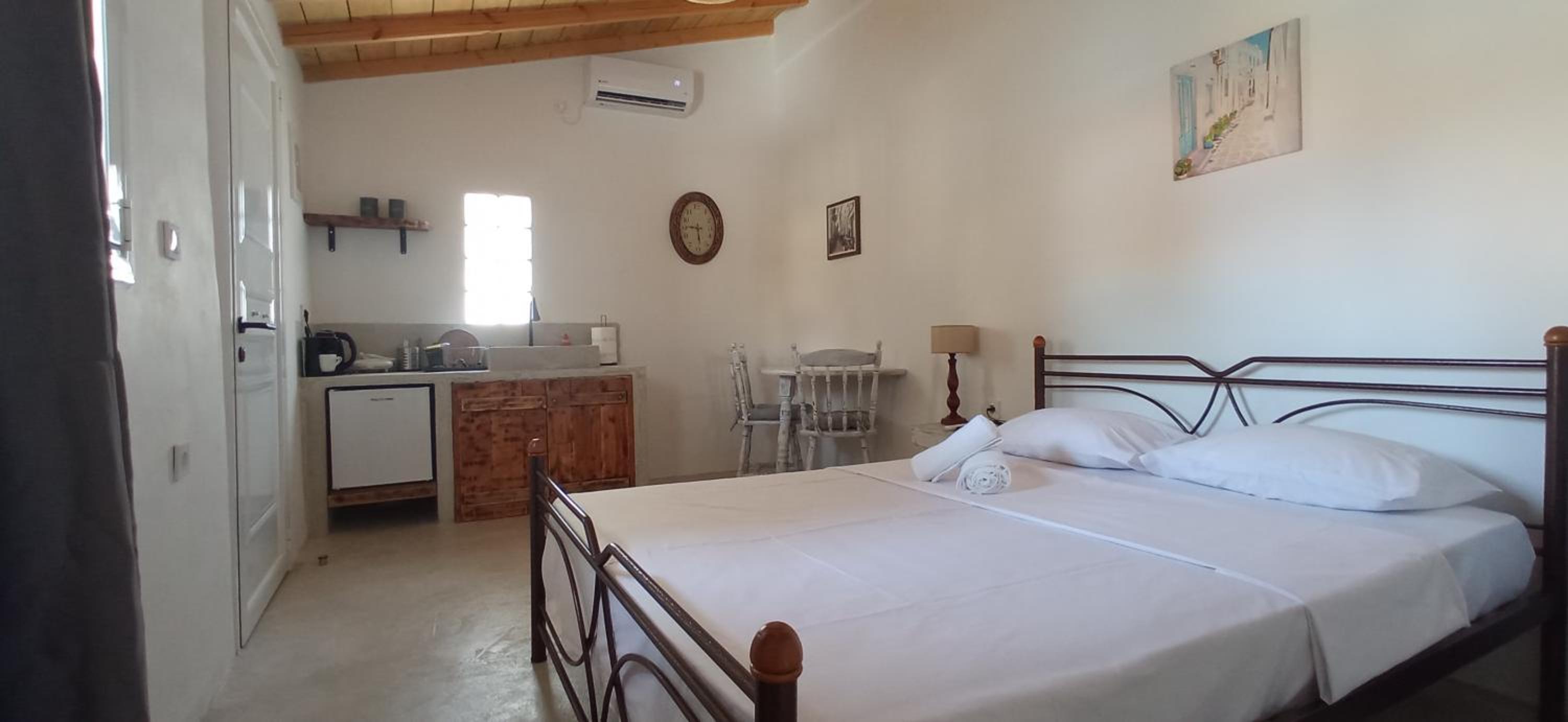 Kyklades Sensation Apartments Private Pool Near ATH Airport