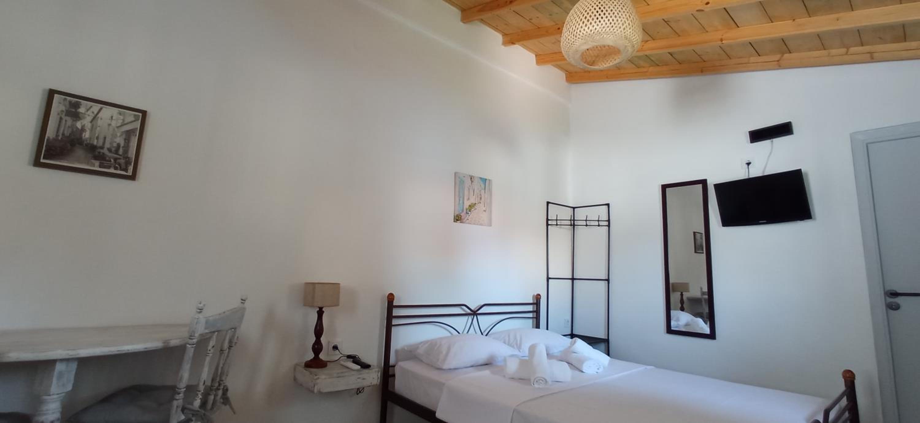 Kyklades Sensation Apartments Private Pool Near ATH Airport