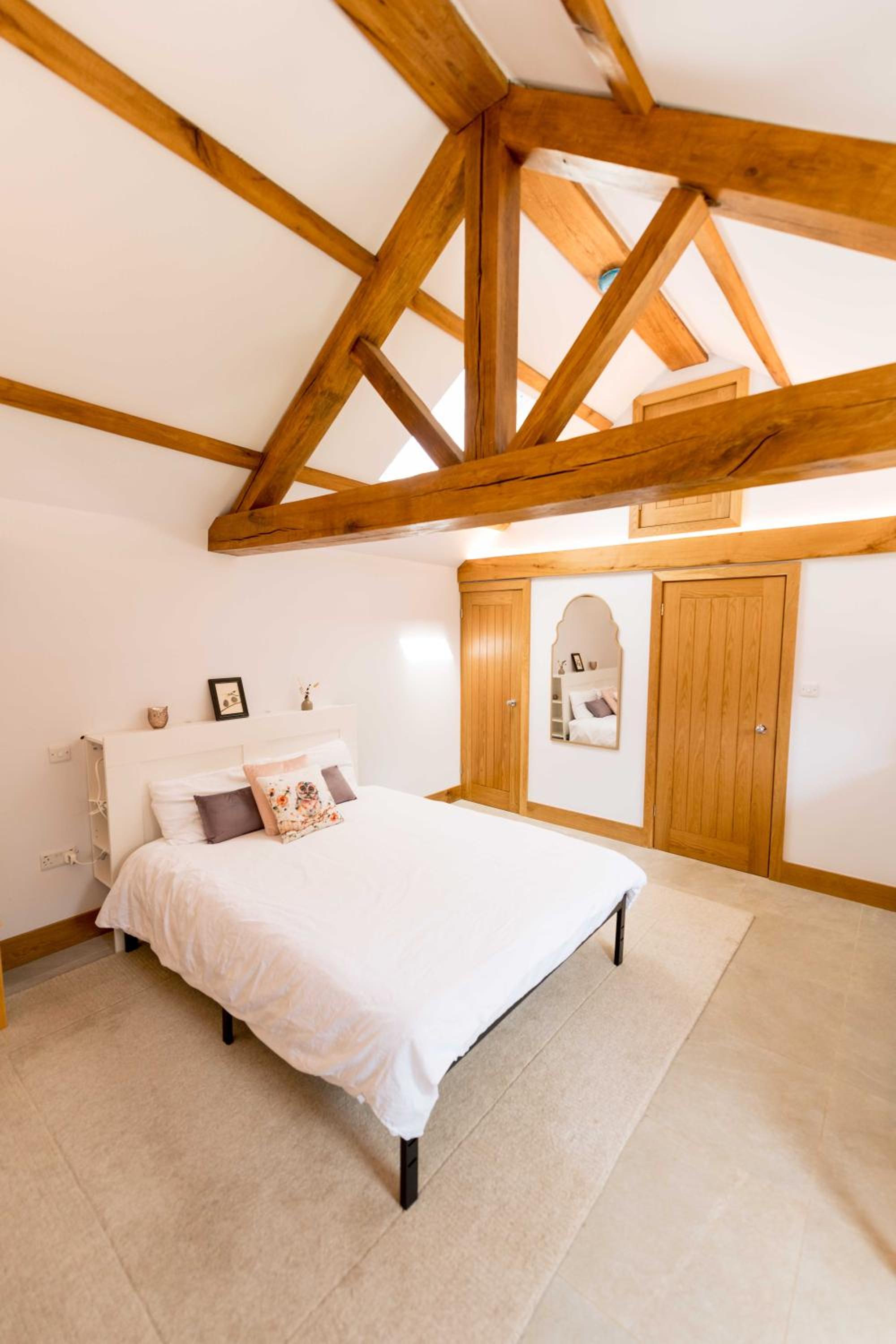 Hillview Hideaway