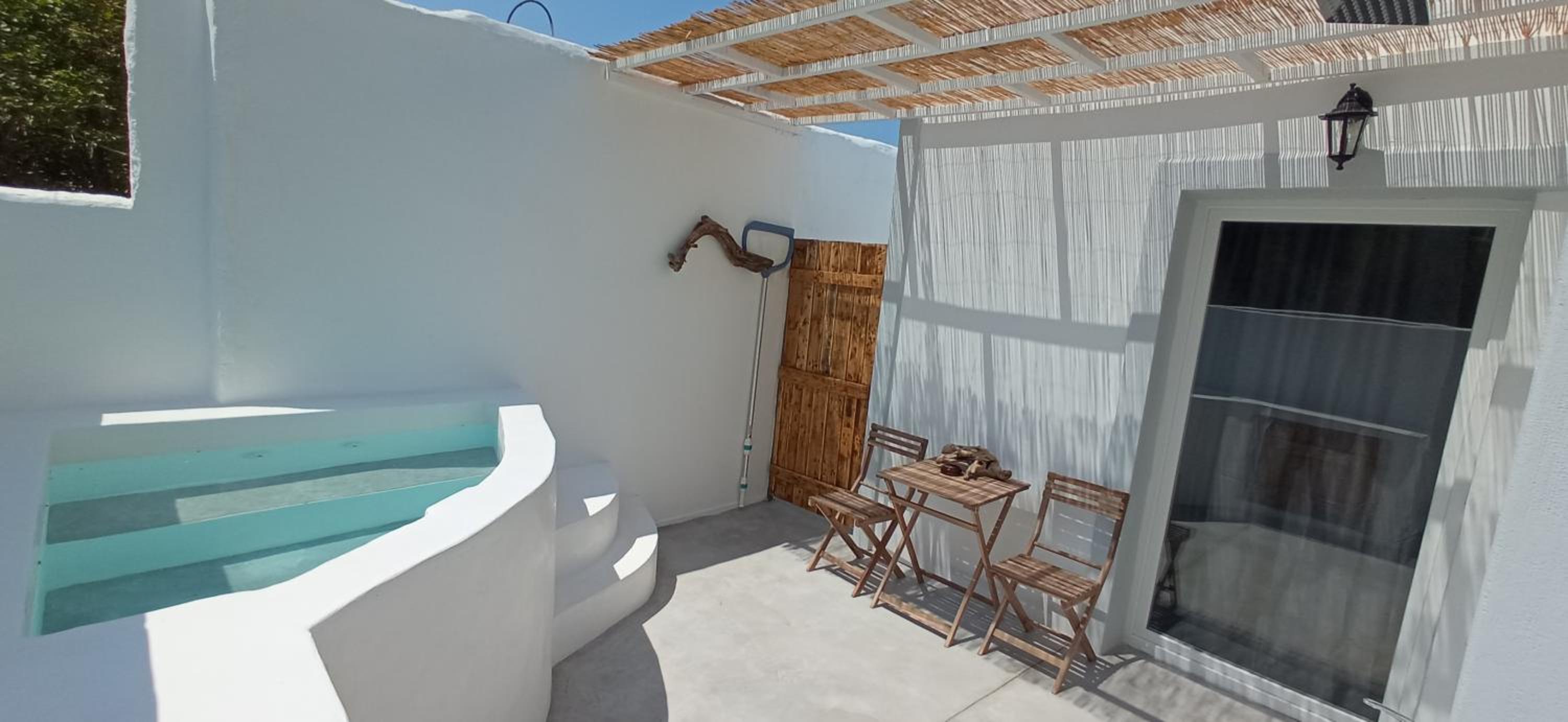 Kyklades Sensation Apartments Private Pool Near ATH Airport
