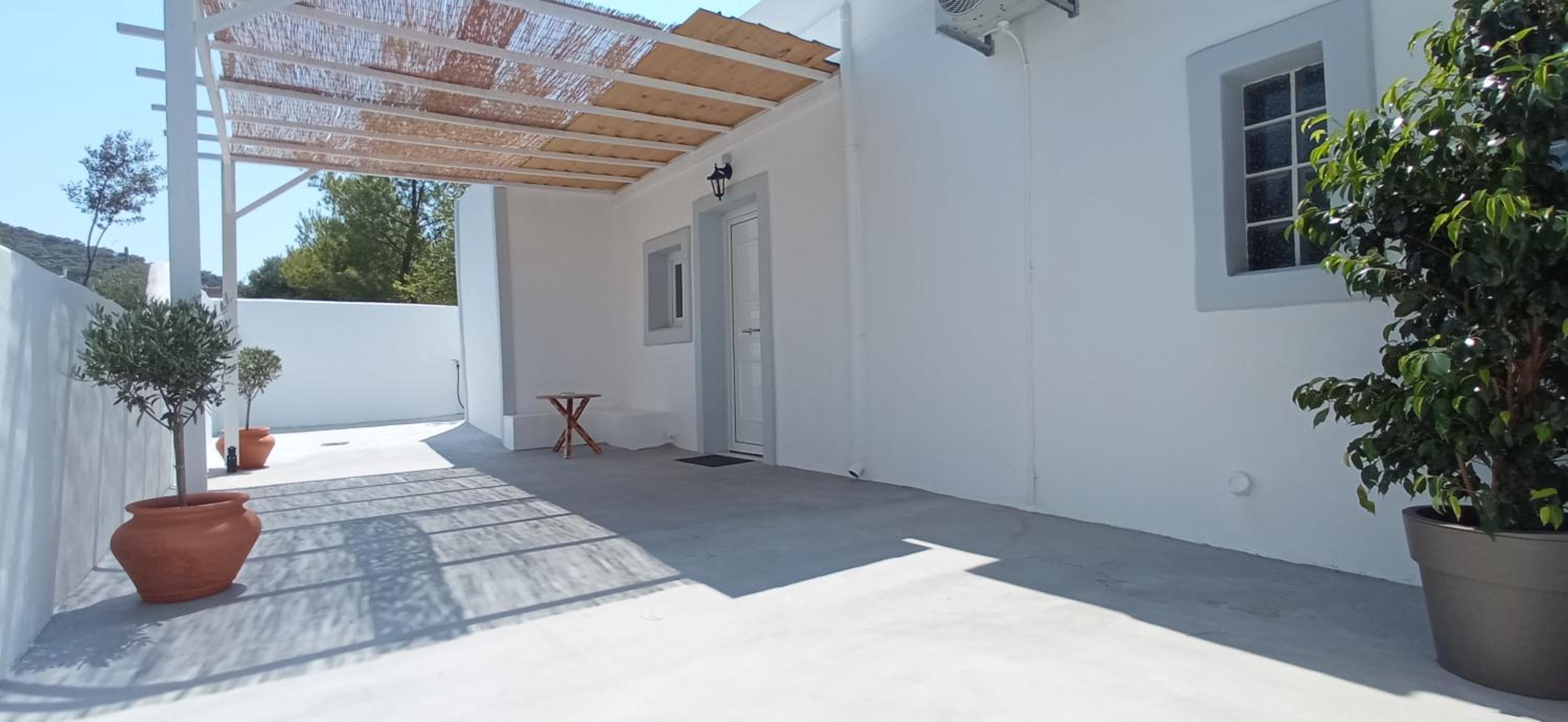 Kyklades Sensation Apartments Private Pool Near ATH Airport