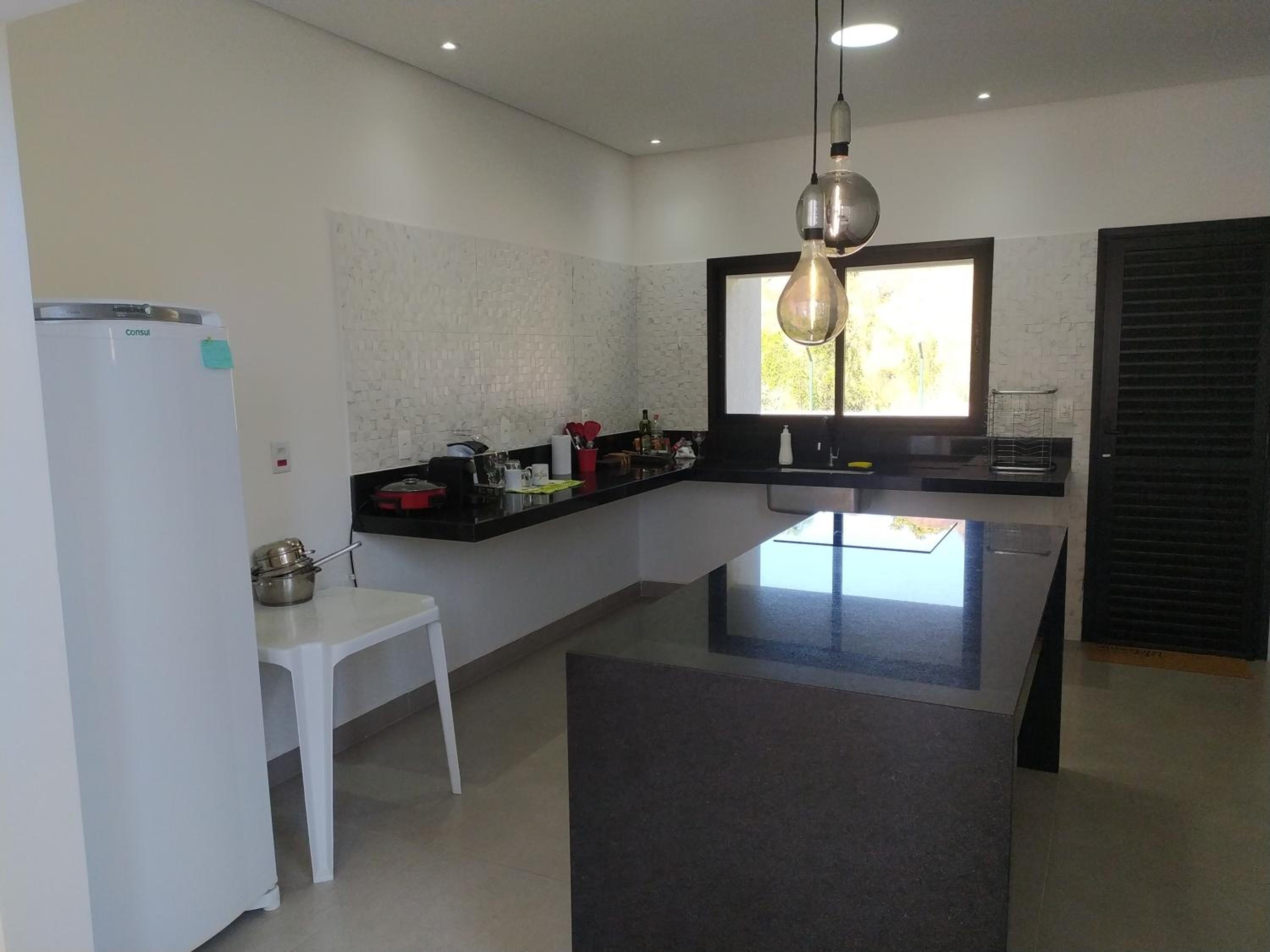 Casa com piscina e linda vista