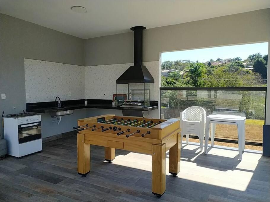 Casa com piscina e linda vista