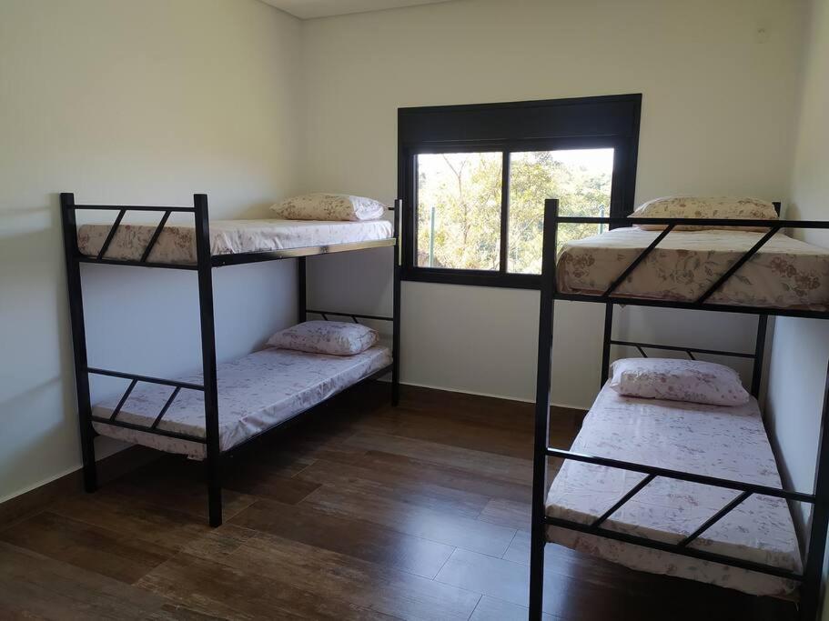 Casa com piscina e linda vista