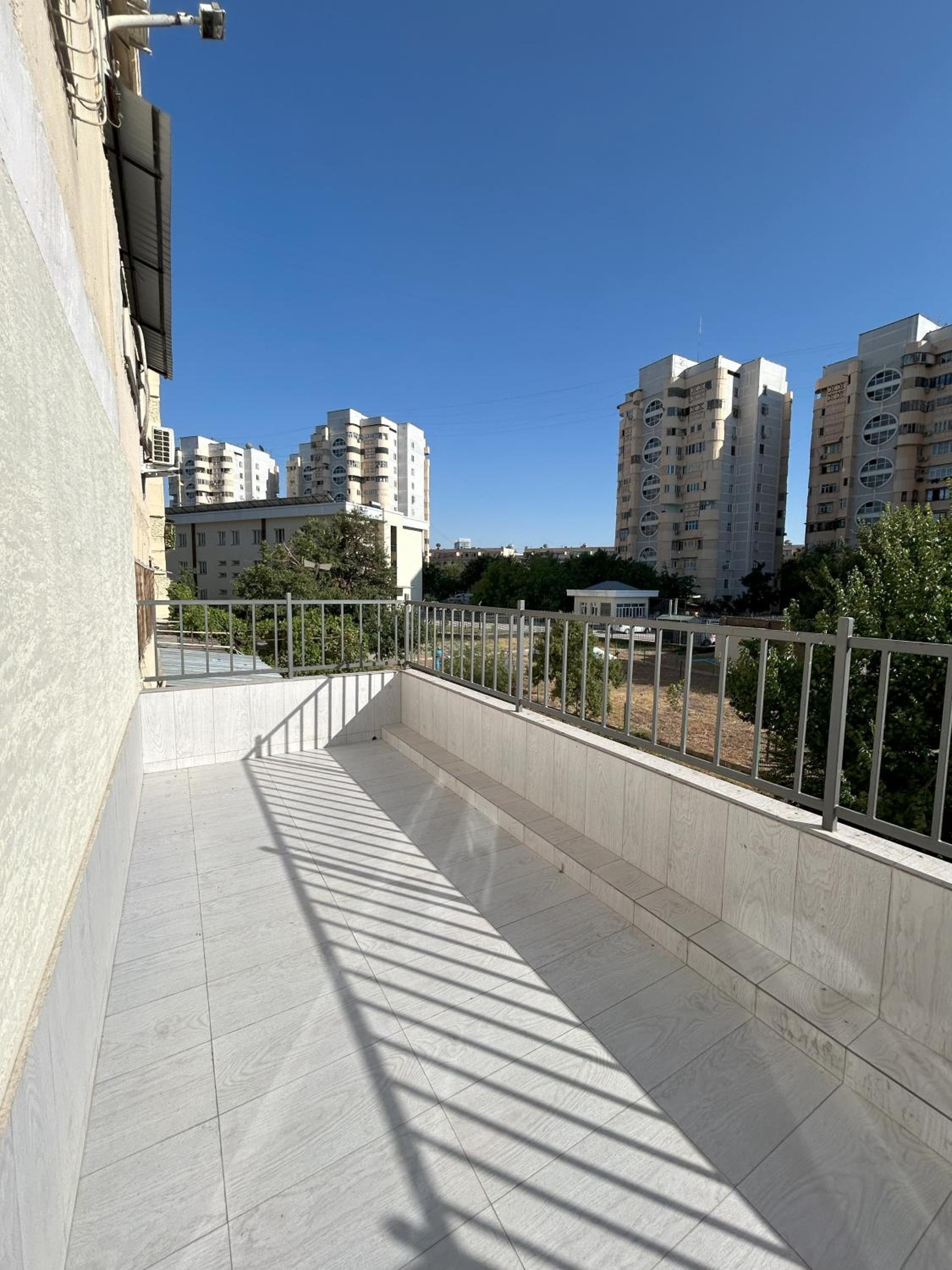 Chorsu Apartment 1 view 5