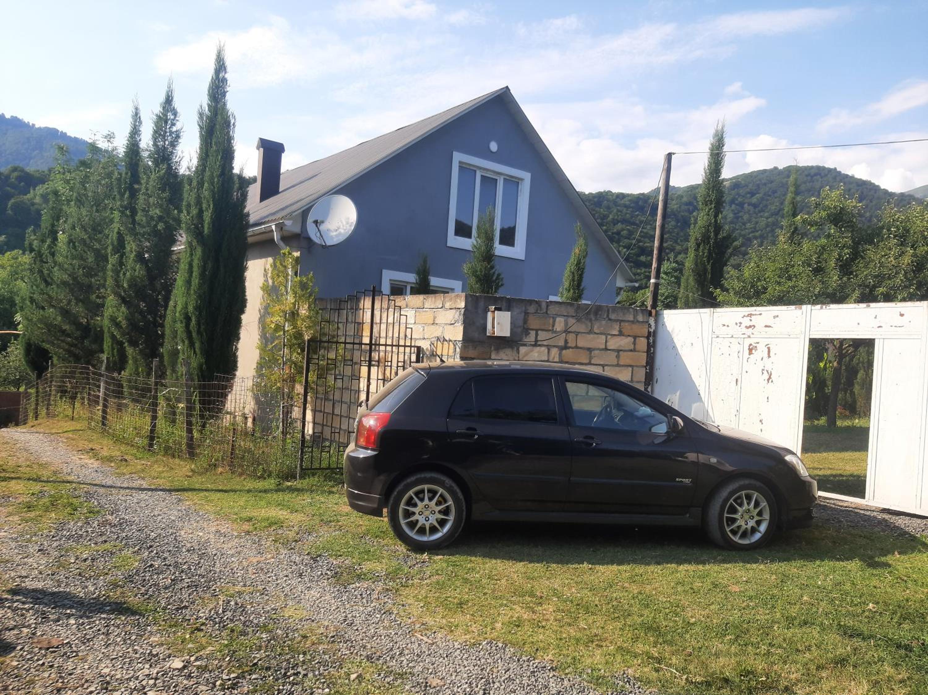 Car House