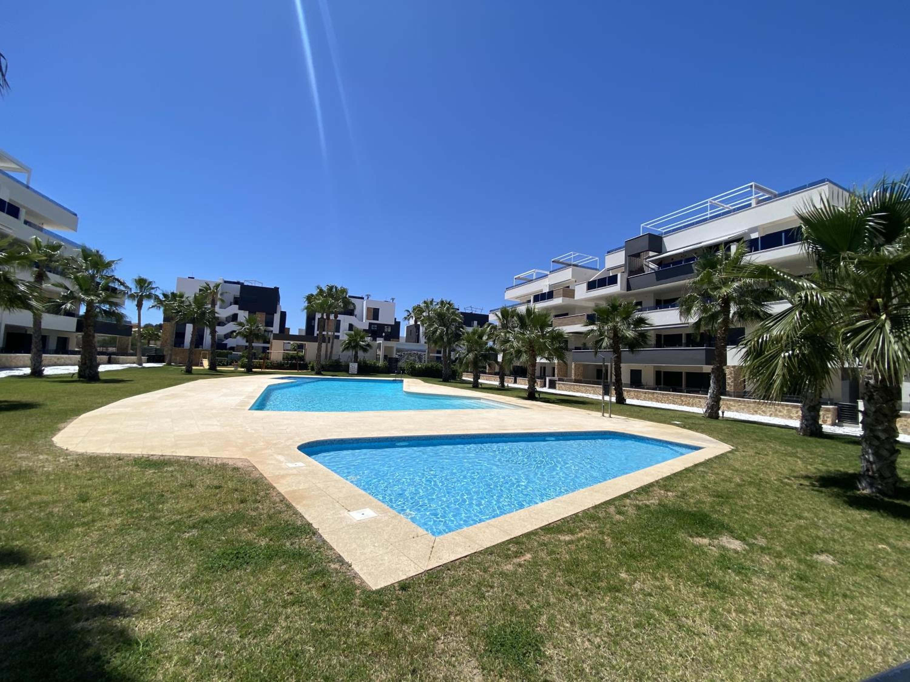 Fantástico apartamento con magnifica zona común
