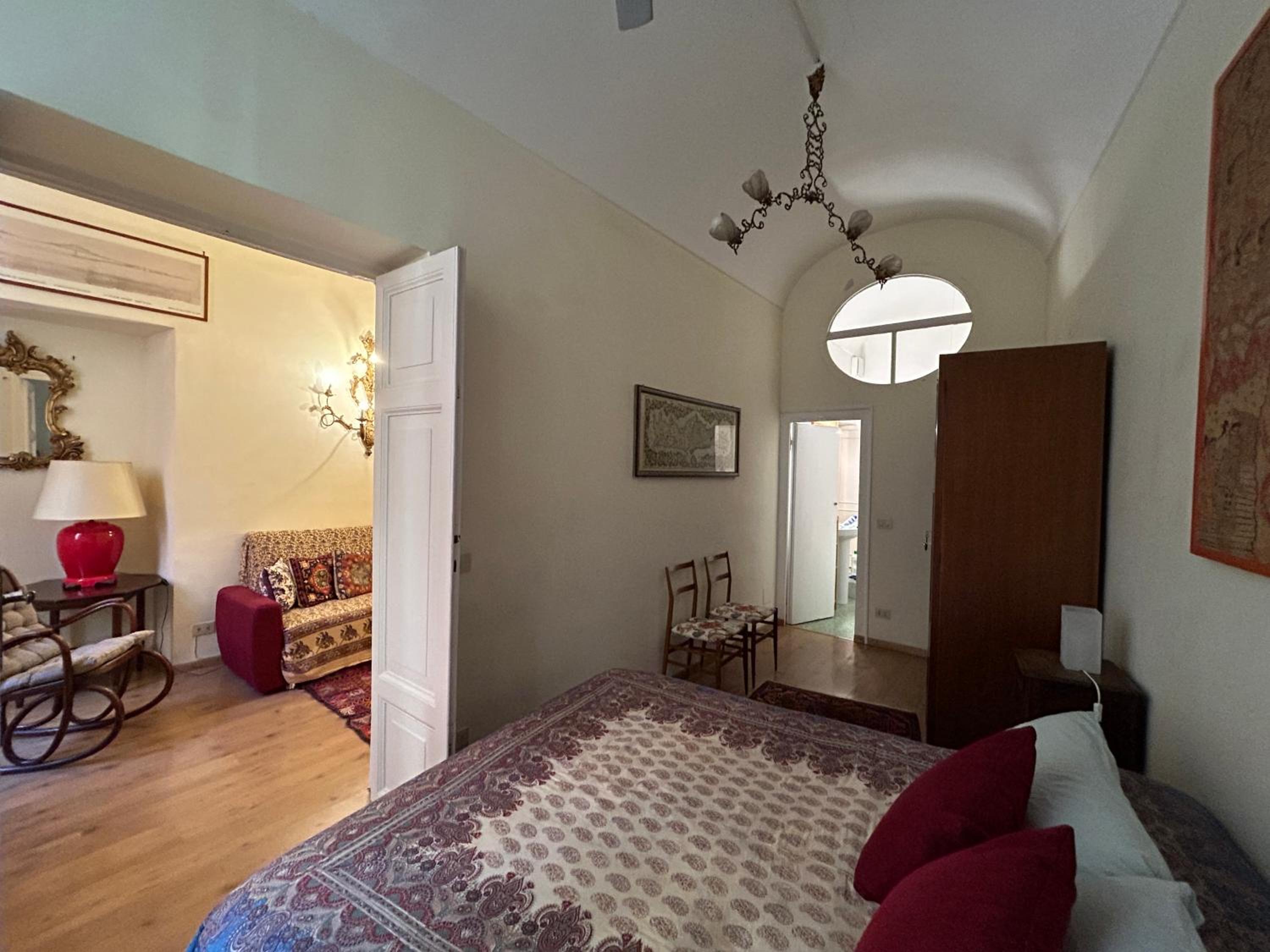 Stylish apartment in central Rome 