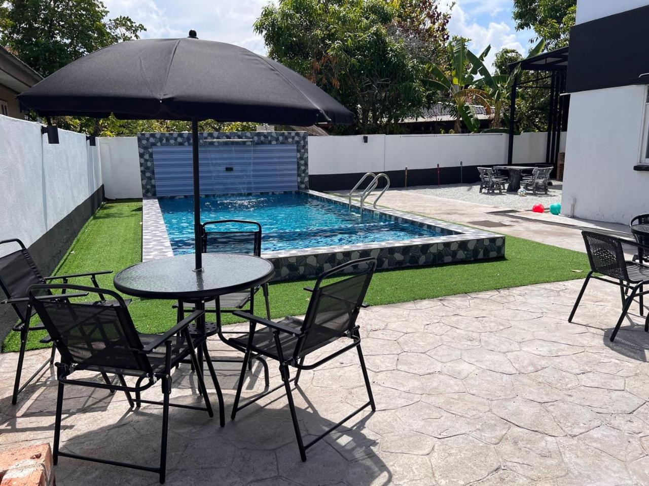 AR-RAHMAN HOMESTAY KUALA TERENGGANU Semi-D, 2-storey, 4-Bedroom 4-Bathroom, 25x13feet Private Swimming Pool with 5 feet Fountain photo 1