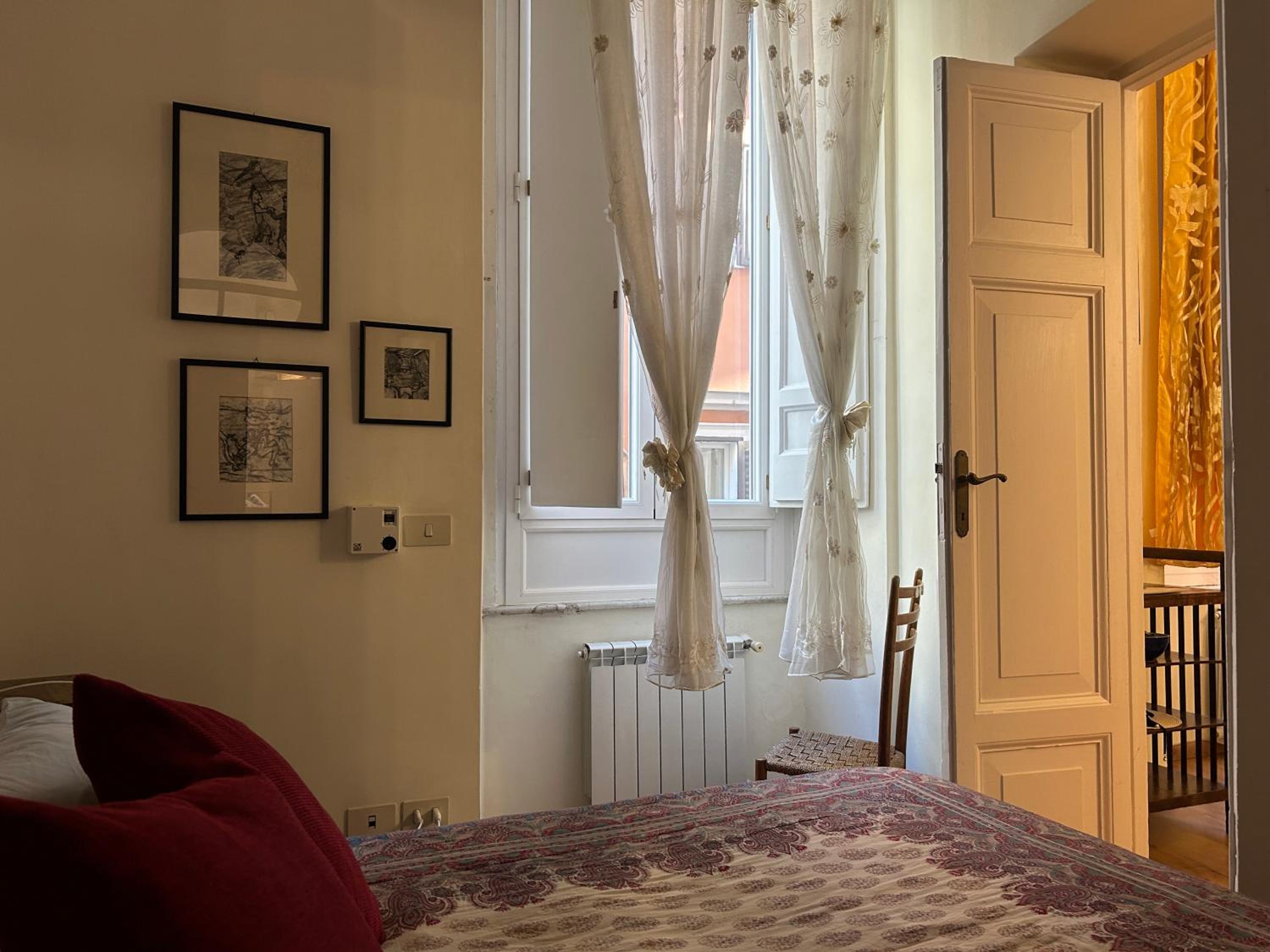 Stylish apartment in central Rome 