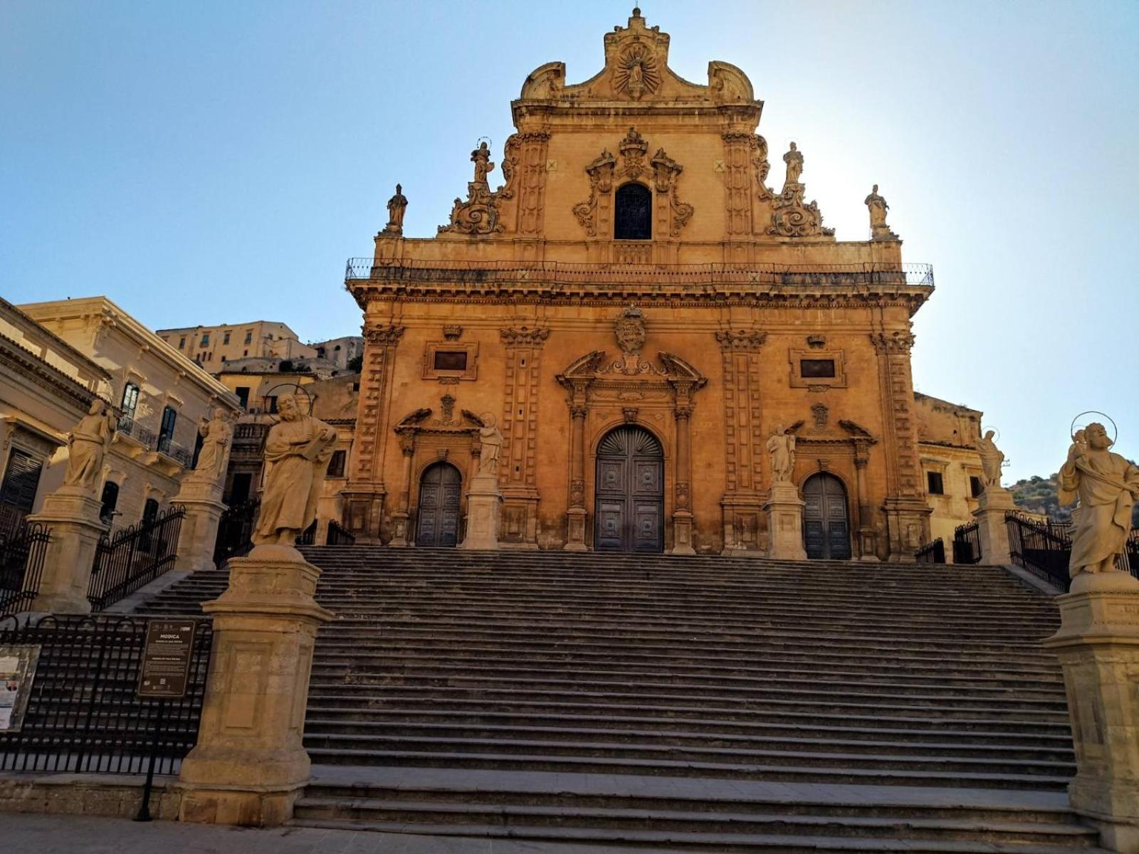 LT Modica photo 2