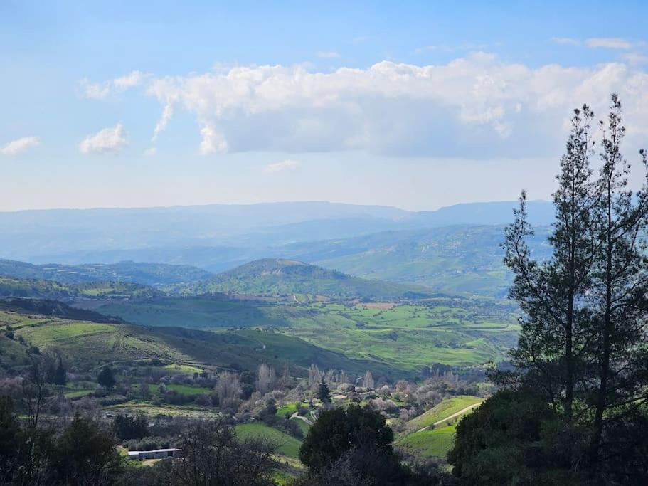 The Wine House - Panoramic views Stunning sunsets