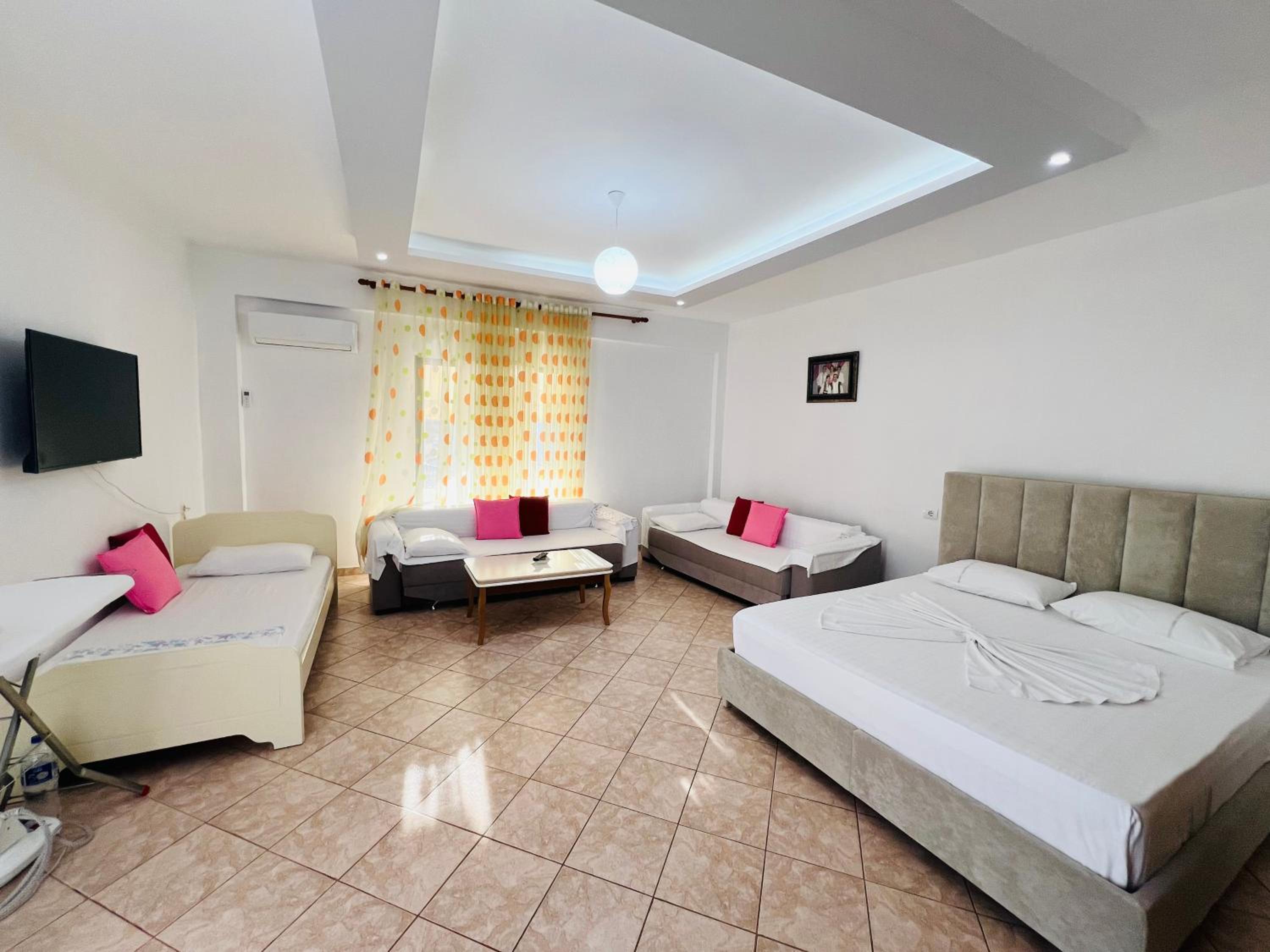 Vila Riza Sarande