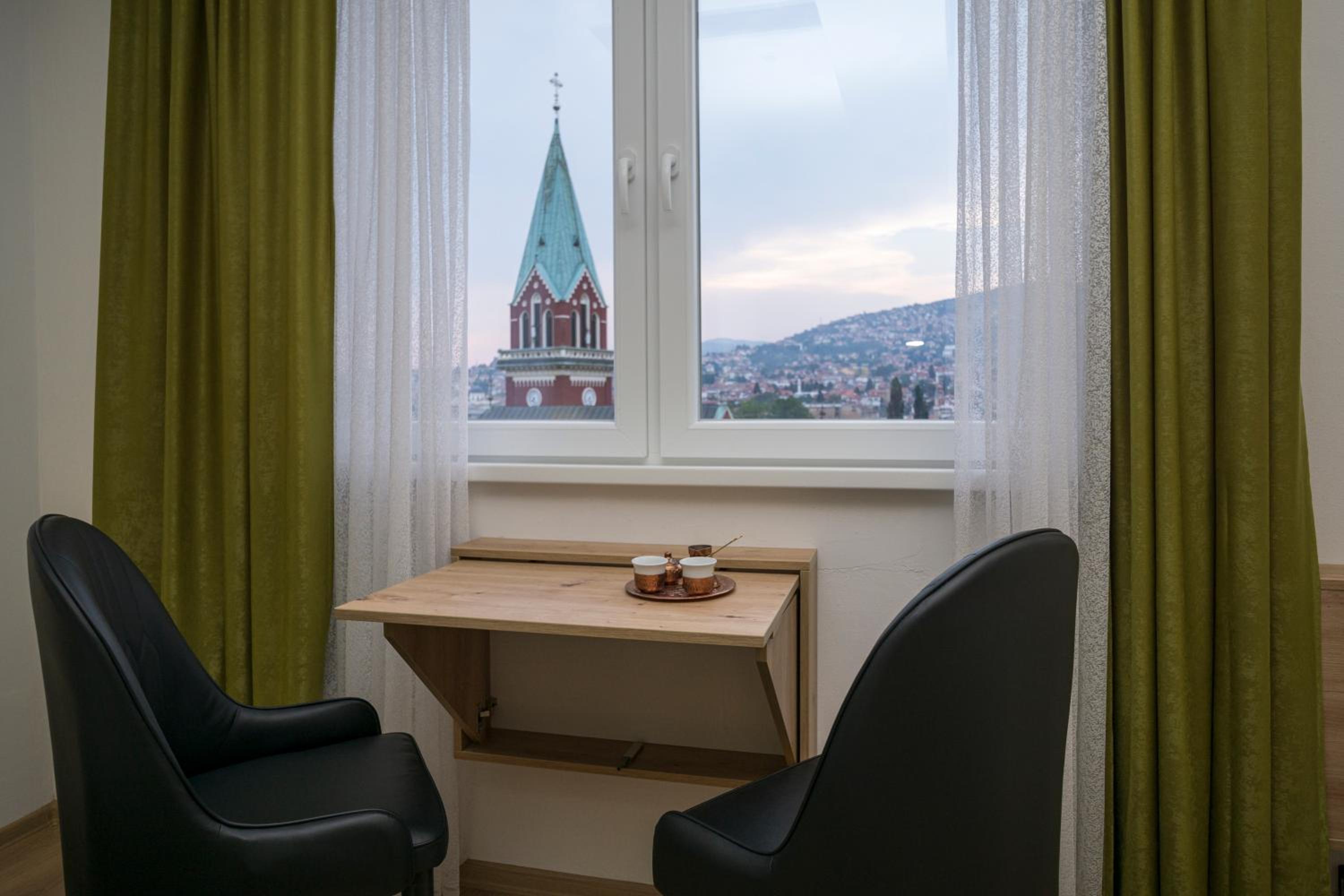 Inaya Apartman Free Parking