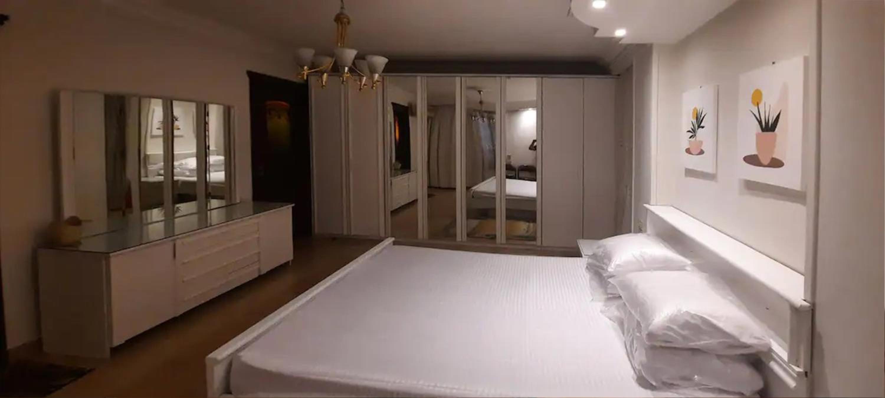 Luxurious fully furnished apartment in Cairo