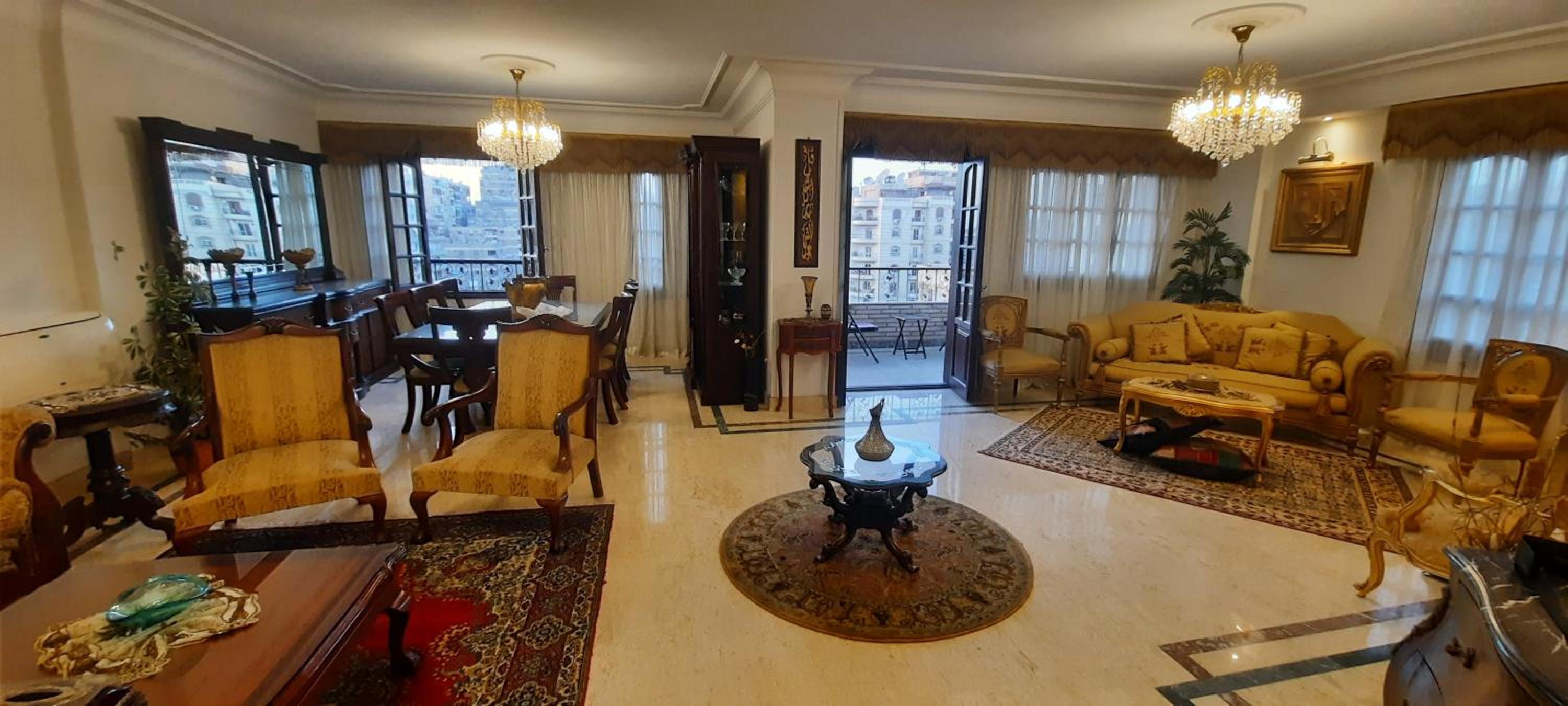 Luxurious fully furnished apartment in Cairo