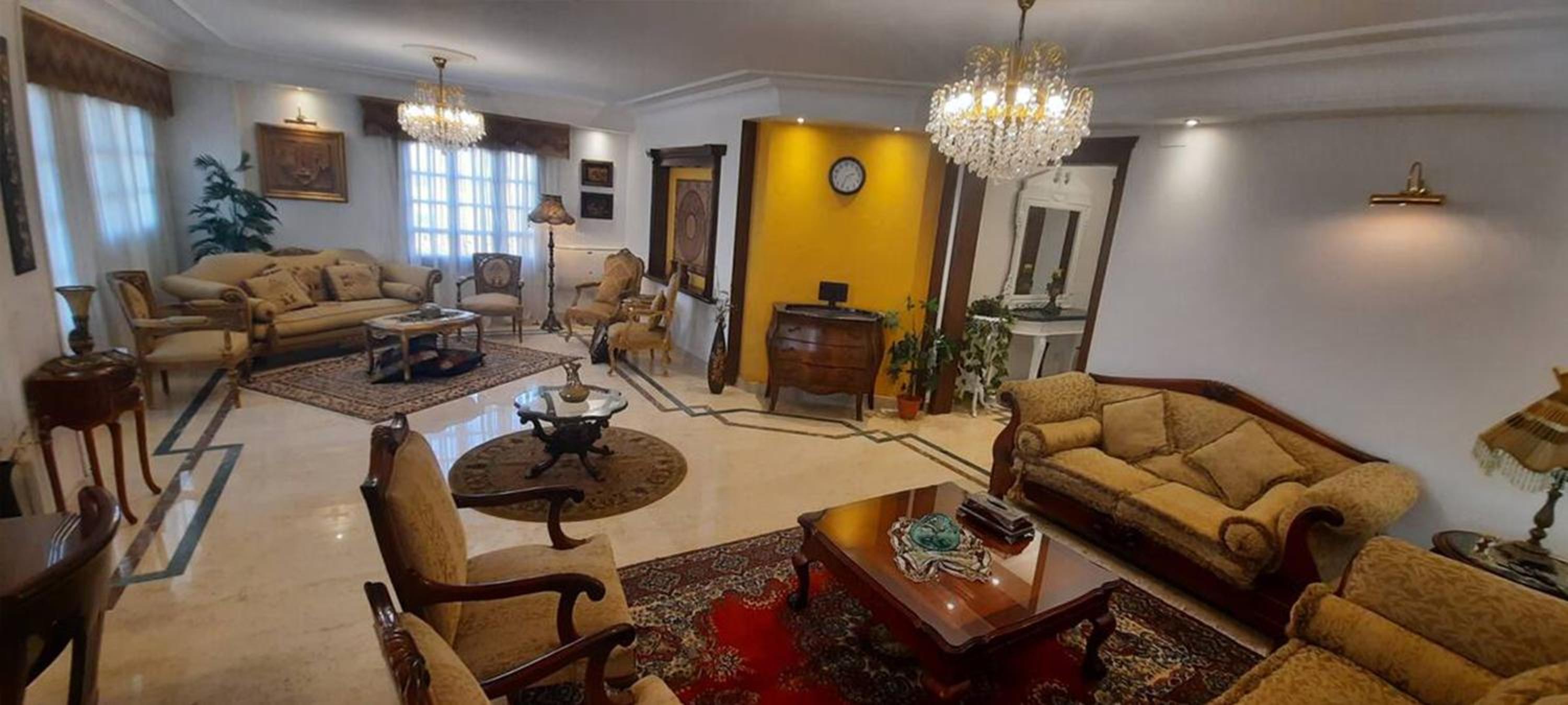 Luxurious fully furnished apartment in Cairo