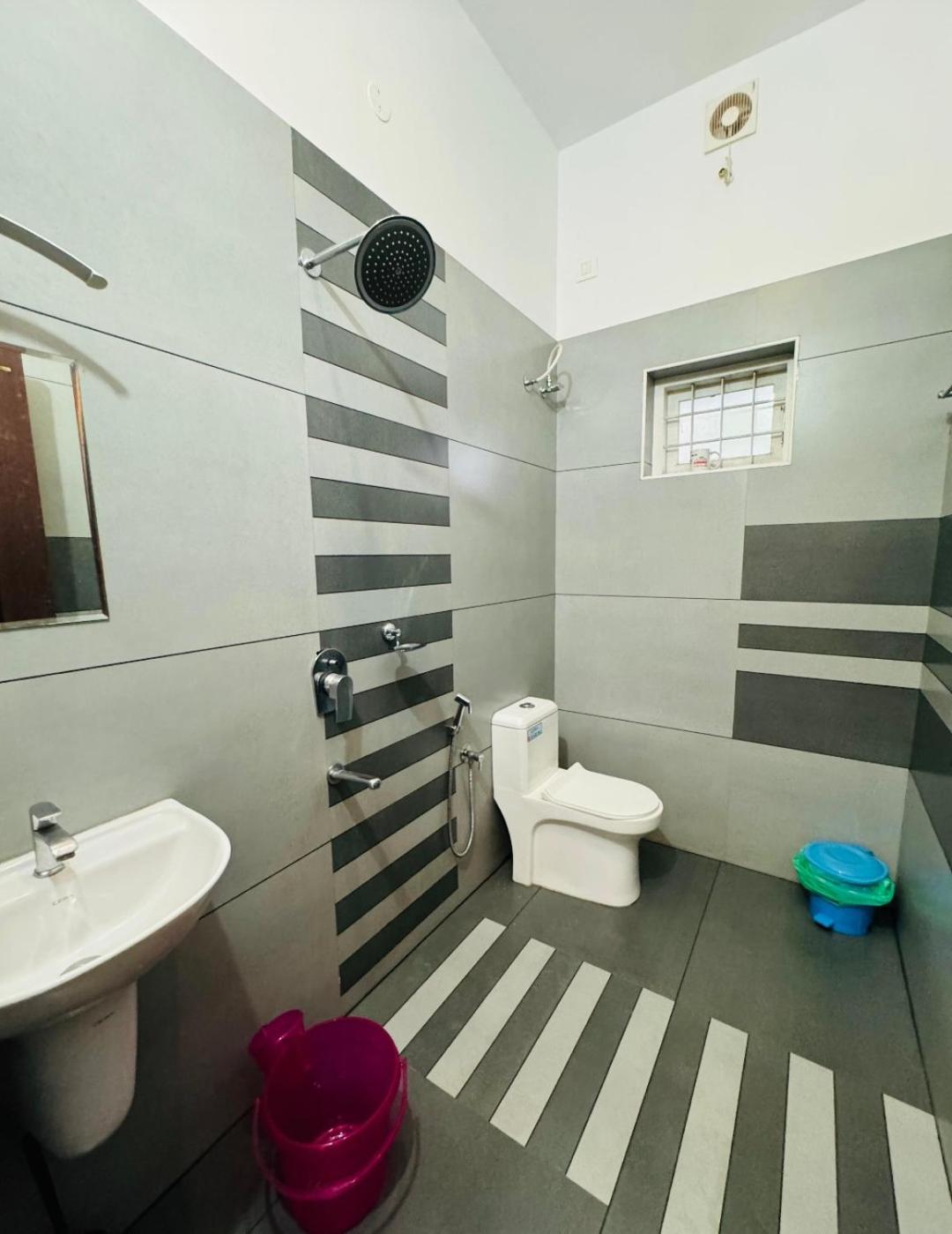 Diamond Villa Near Rajagiri Hospital view 3