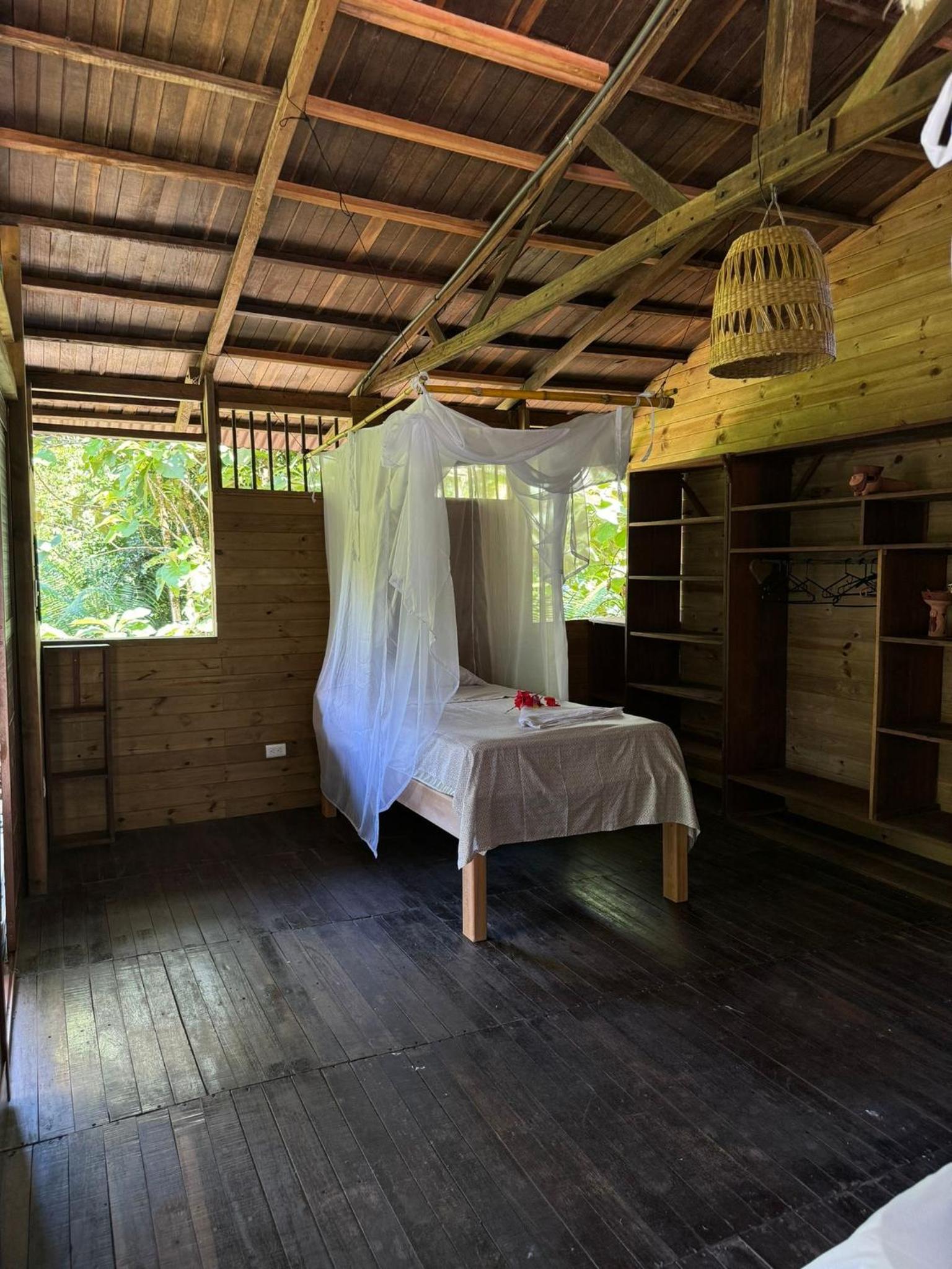 Madre Selva Eco Lodge