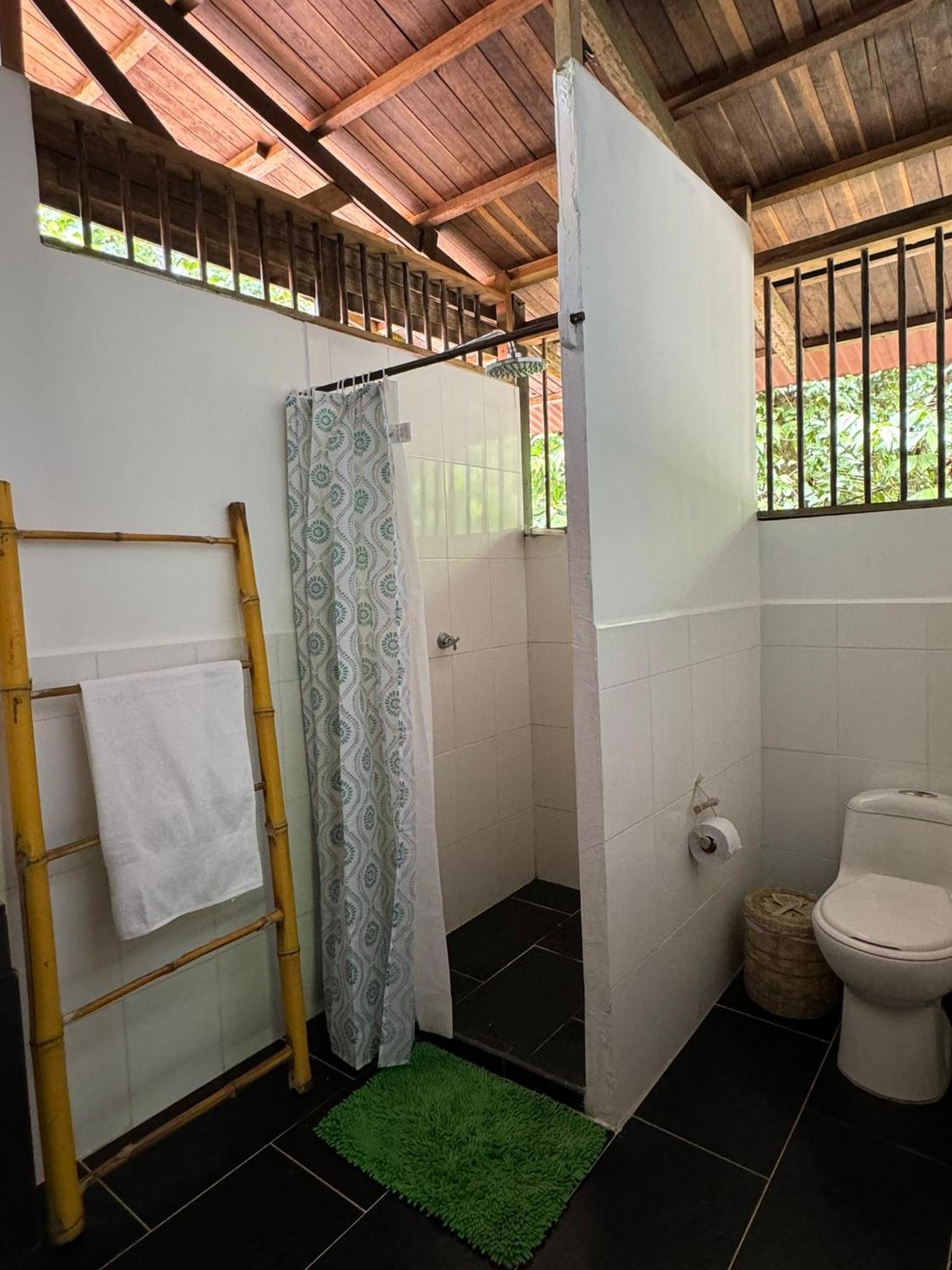 Madre Selva Eco Lodge