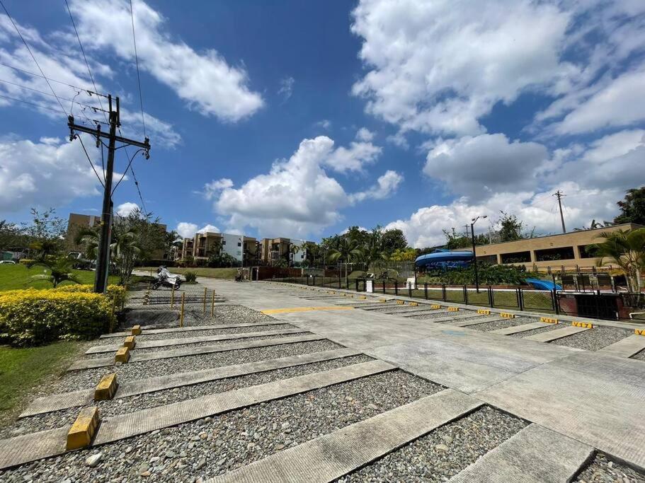 G105-Hermoso apartamento en condominio campestre