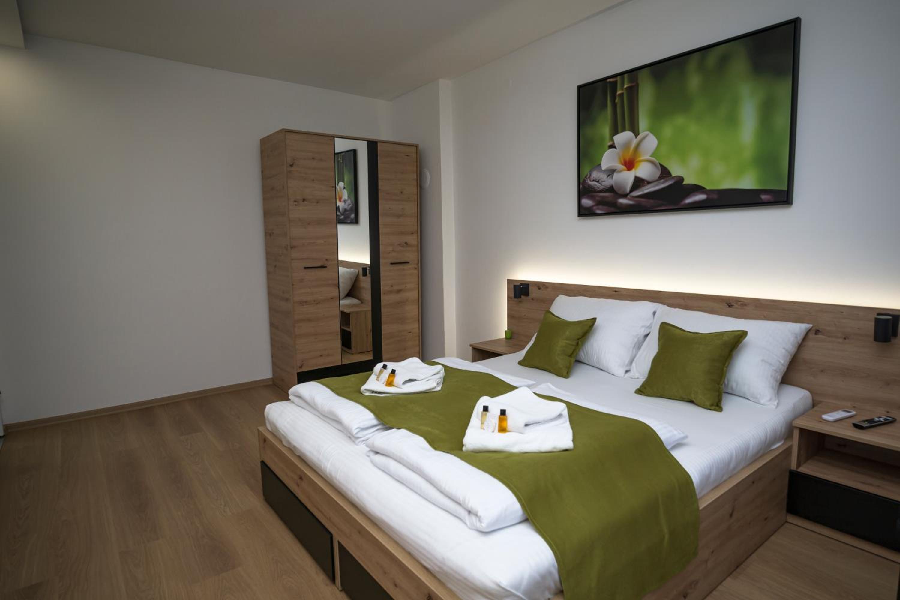 Inaya Apartman Free Parking