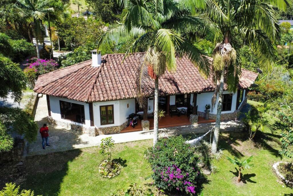 Hermosa finca en llanogrande