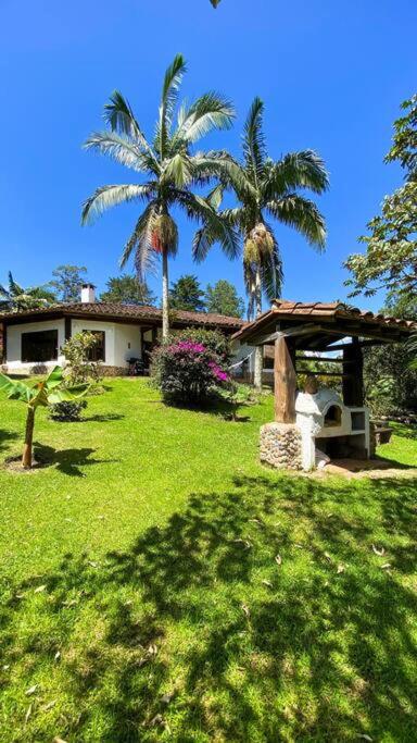 Hermosa finca en llanogrande