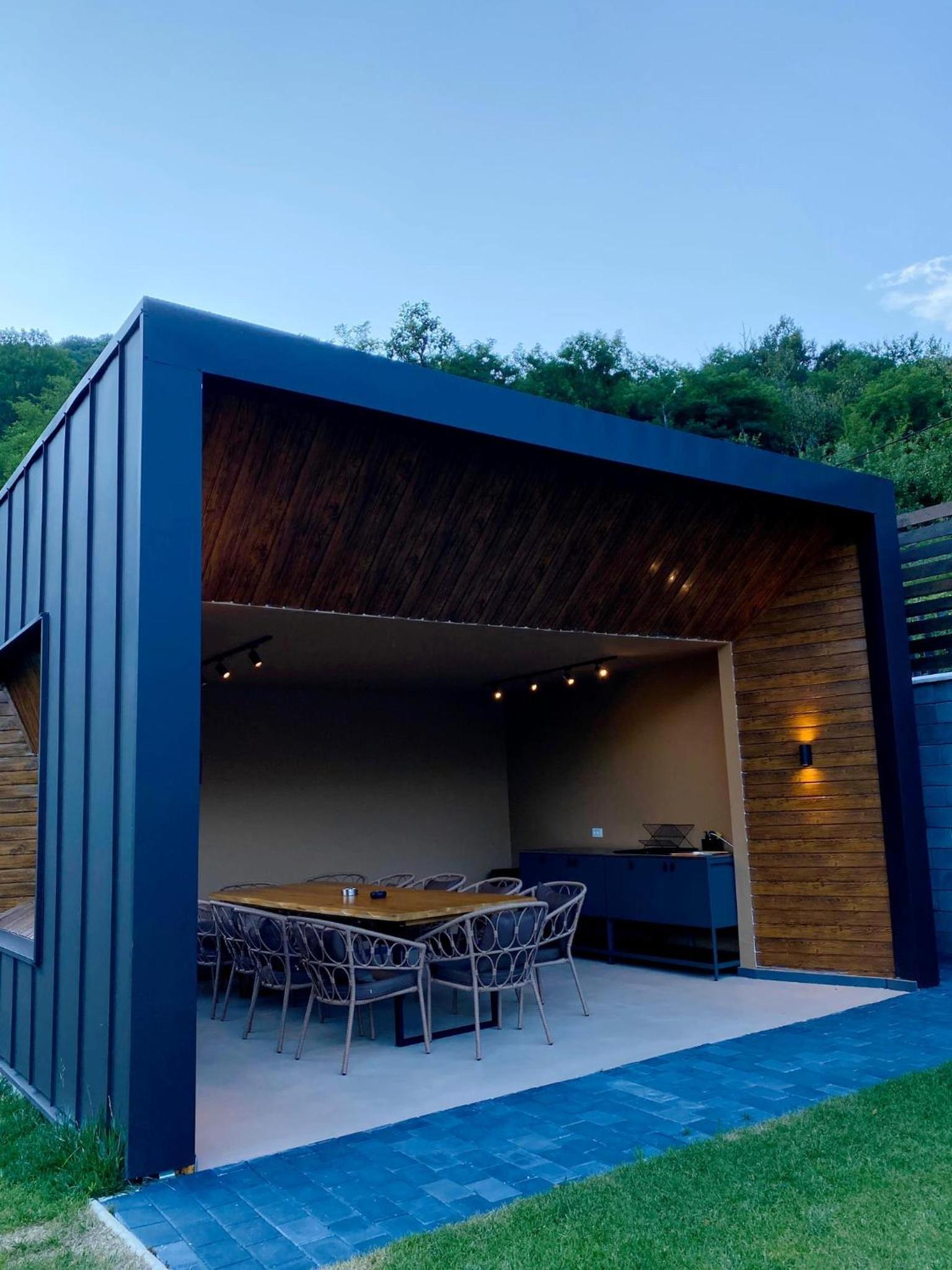 Panoramic Chalet Transalpina