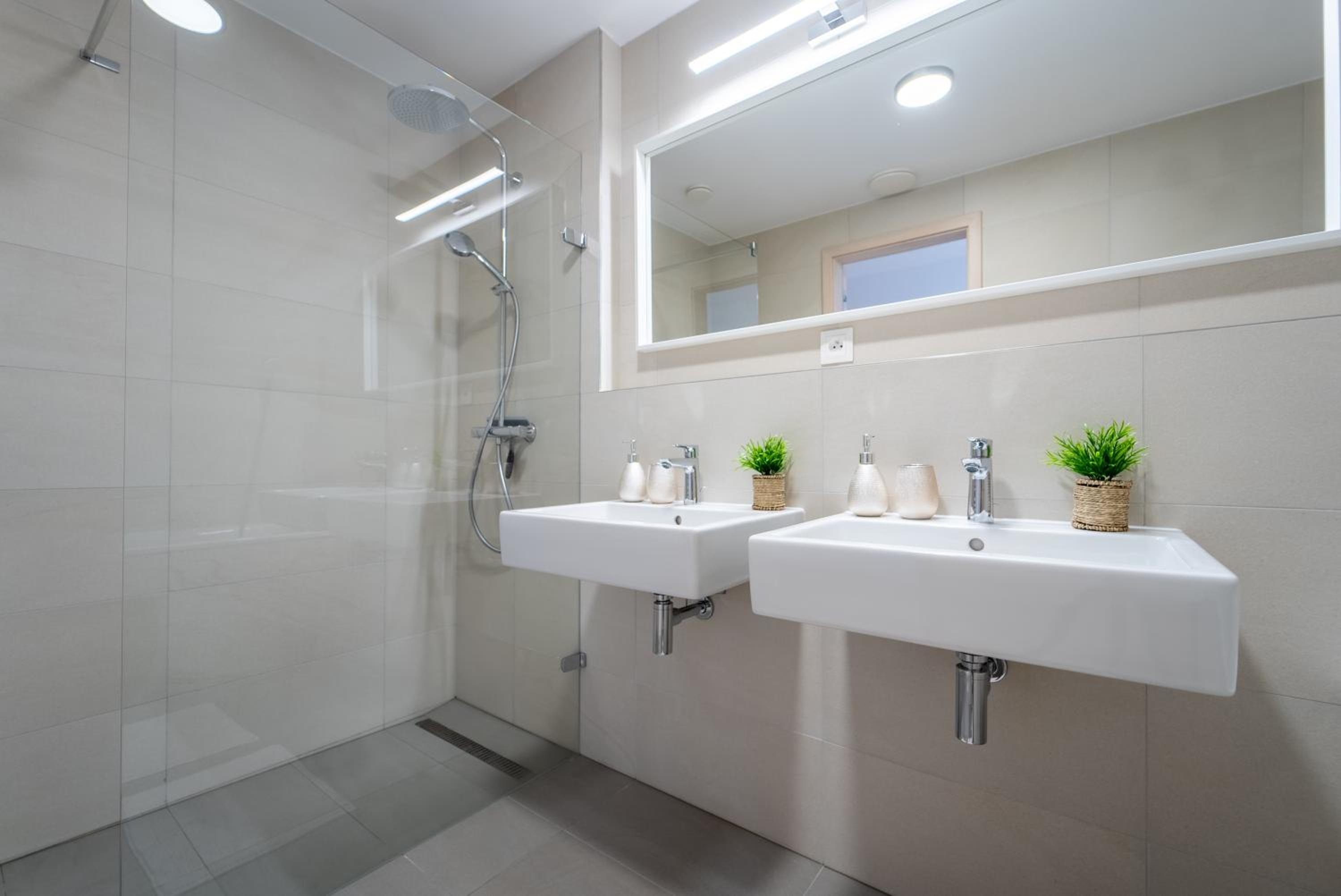 SkyPark Cozy Apartment by Verve Home view 3