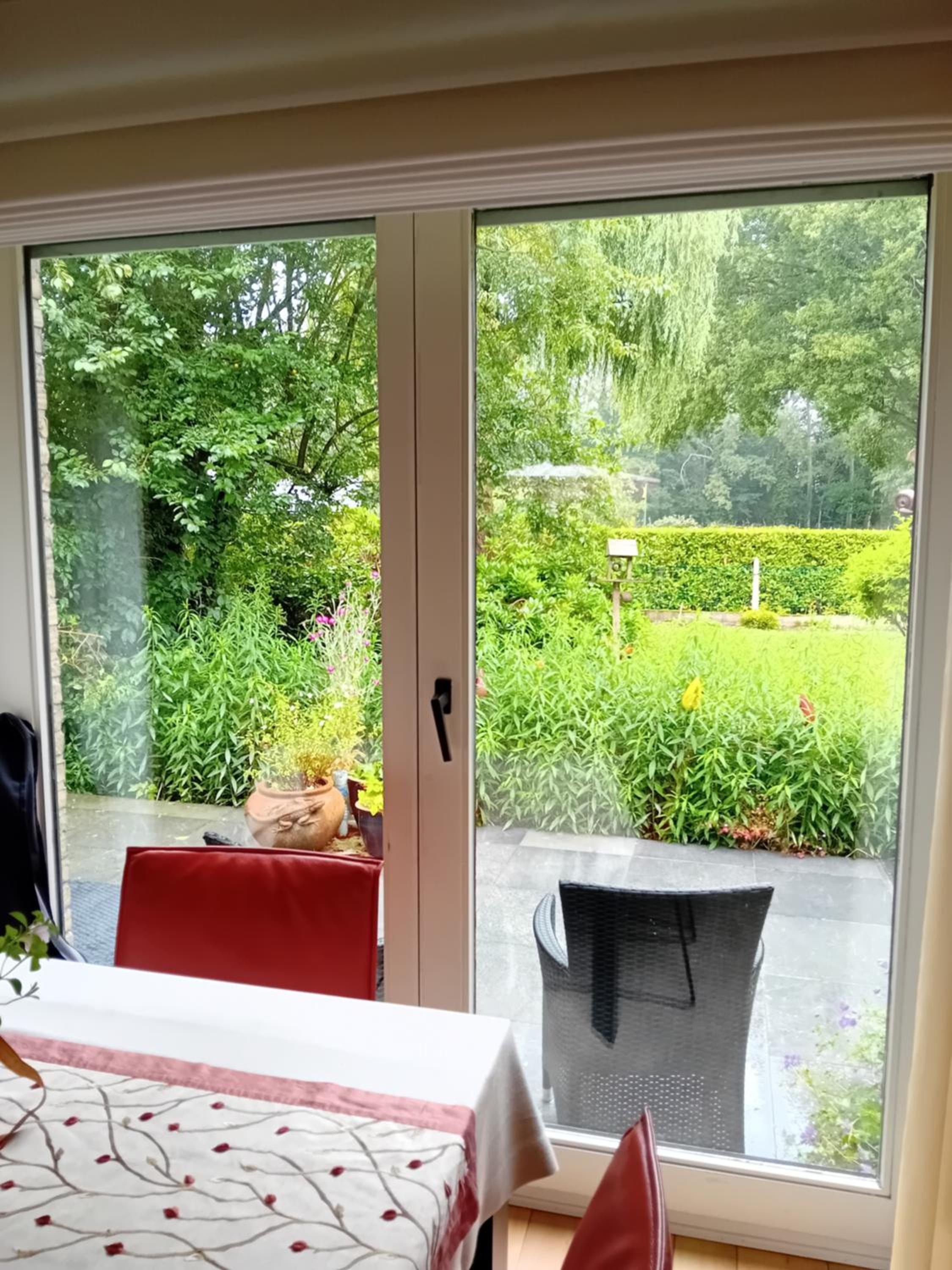 B&B Roseland