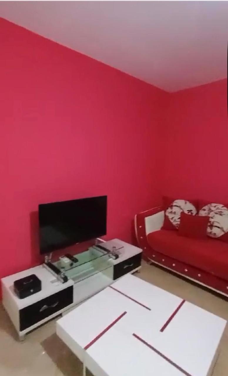 Erdisa apartamente me qera ditore