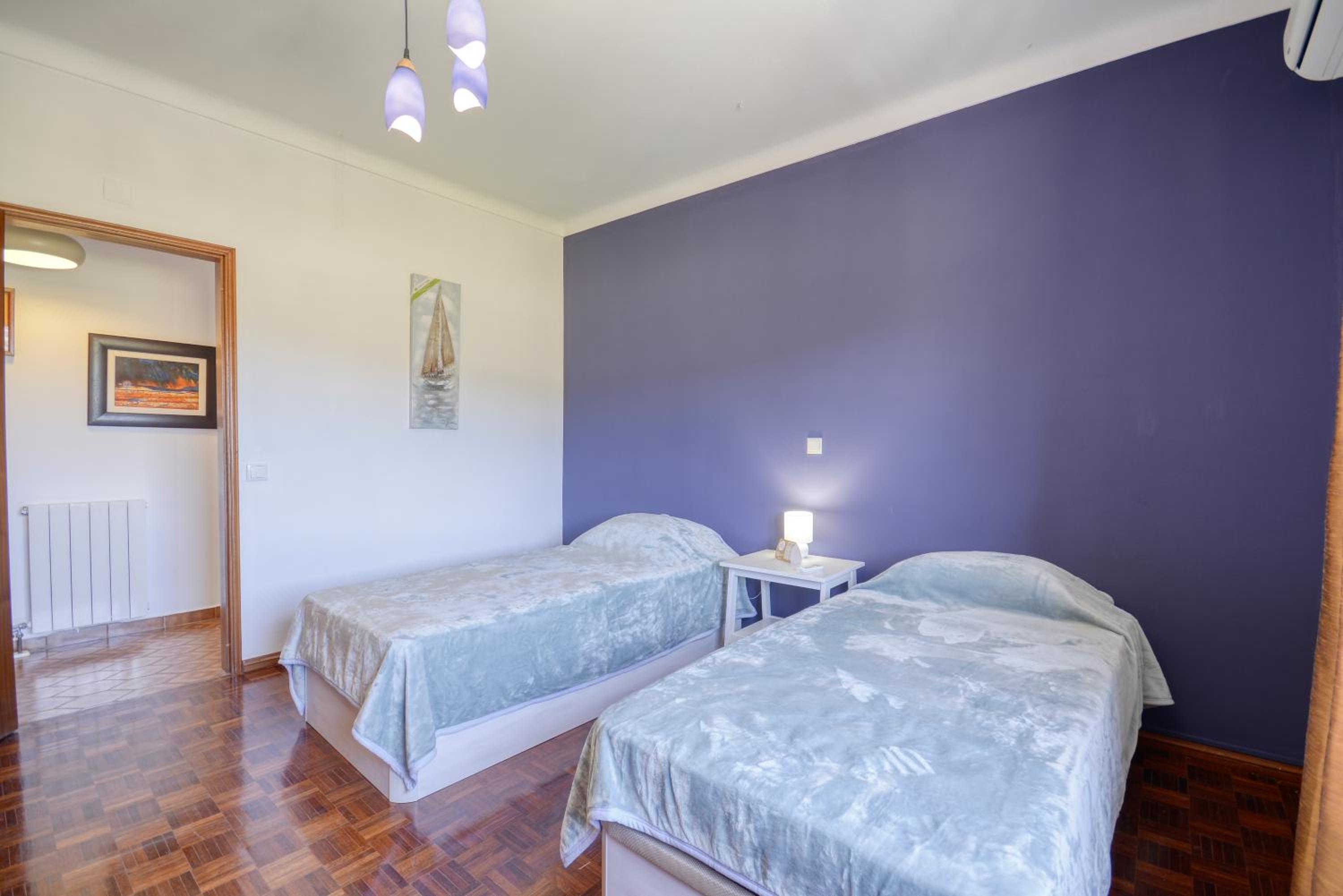Villa Vilarinhos, Garagem AC Prestige For Home