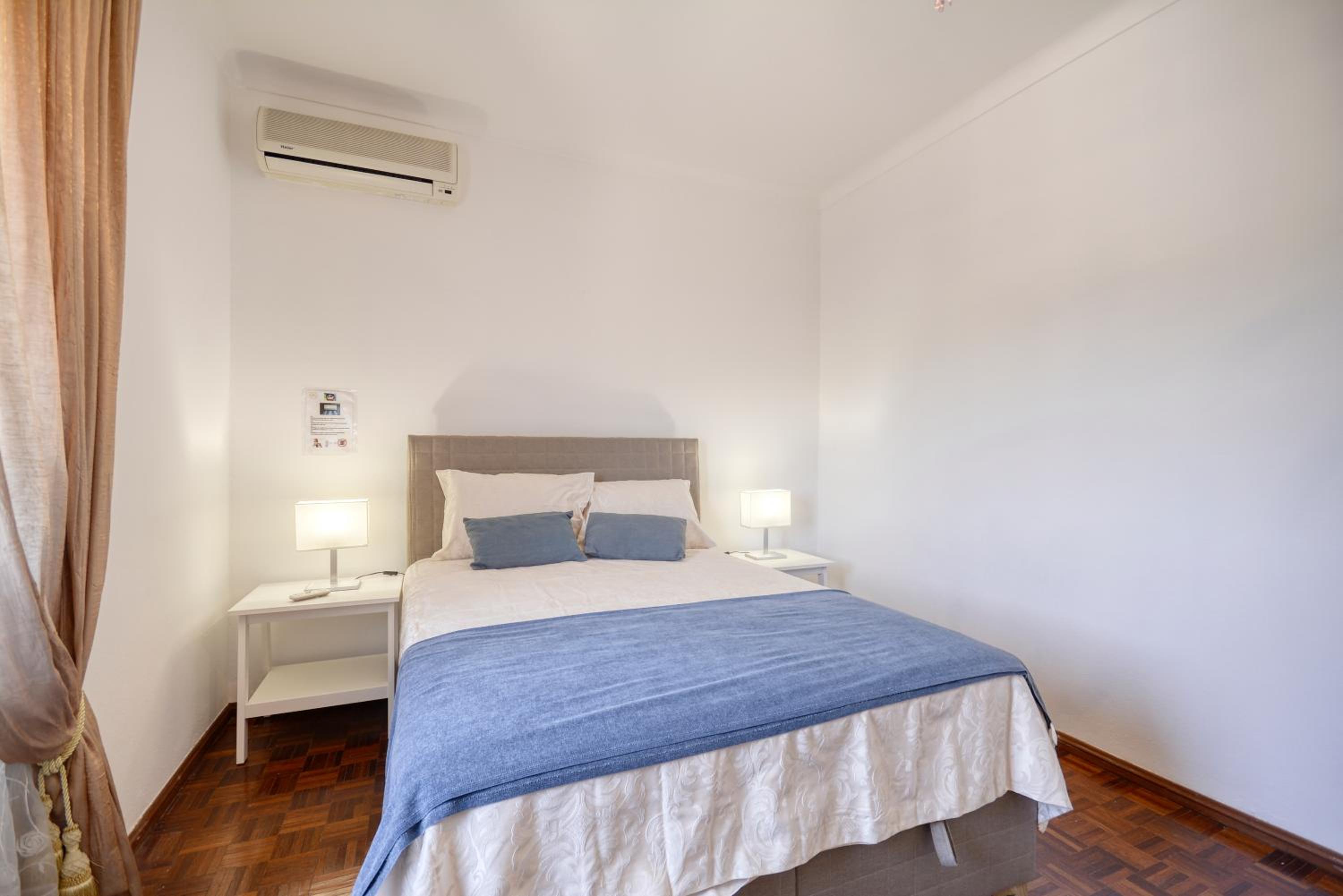 Villa Vilarinhos, Garagem AC Prestige For Home