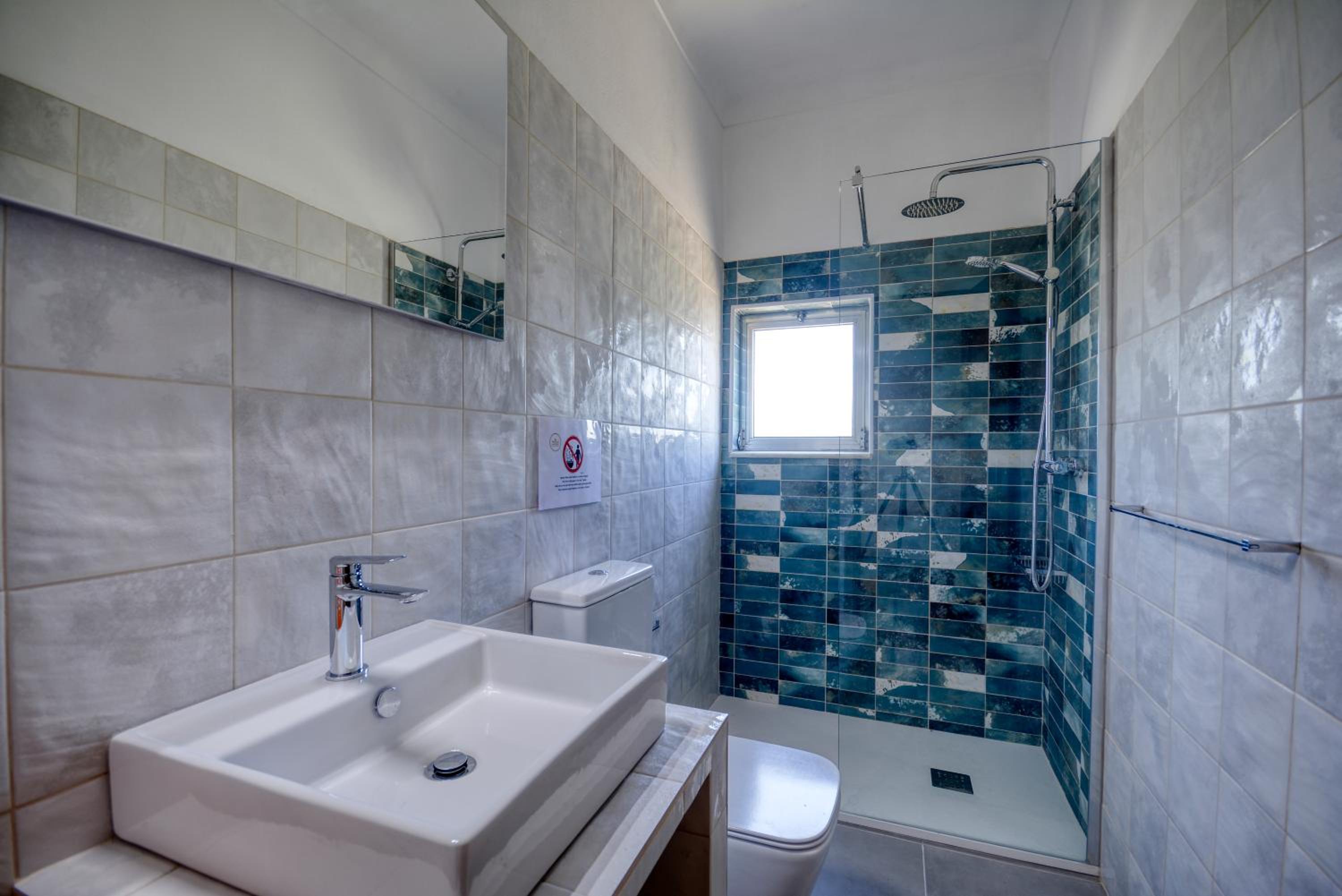 Villa Vilarinhos, Garagem AC Prestige For Home