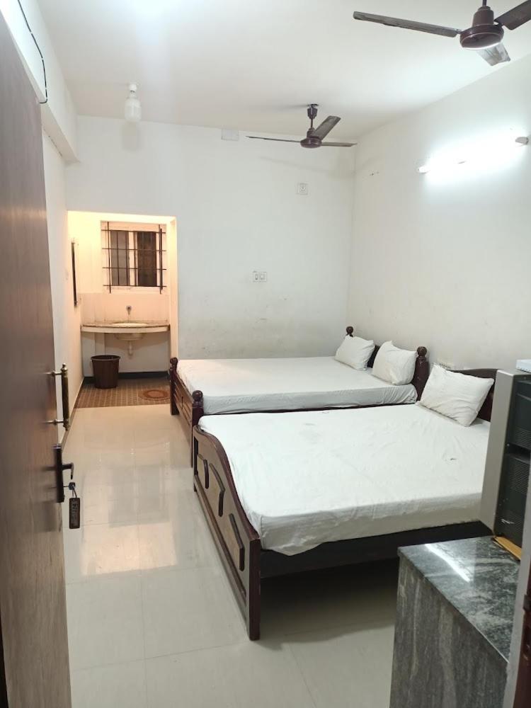 PALLIYARAI GARDENS LODGE Palani